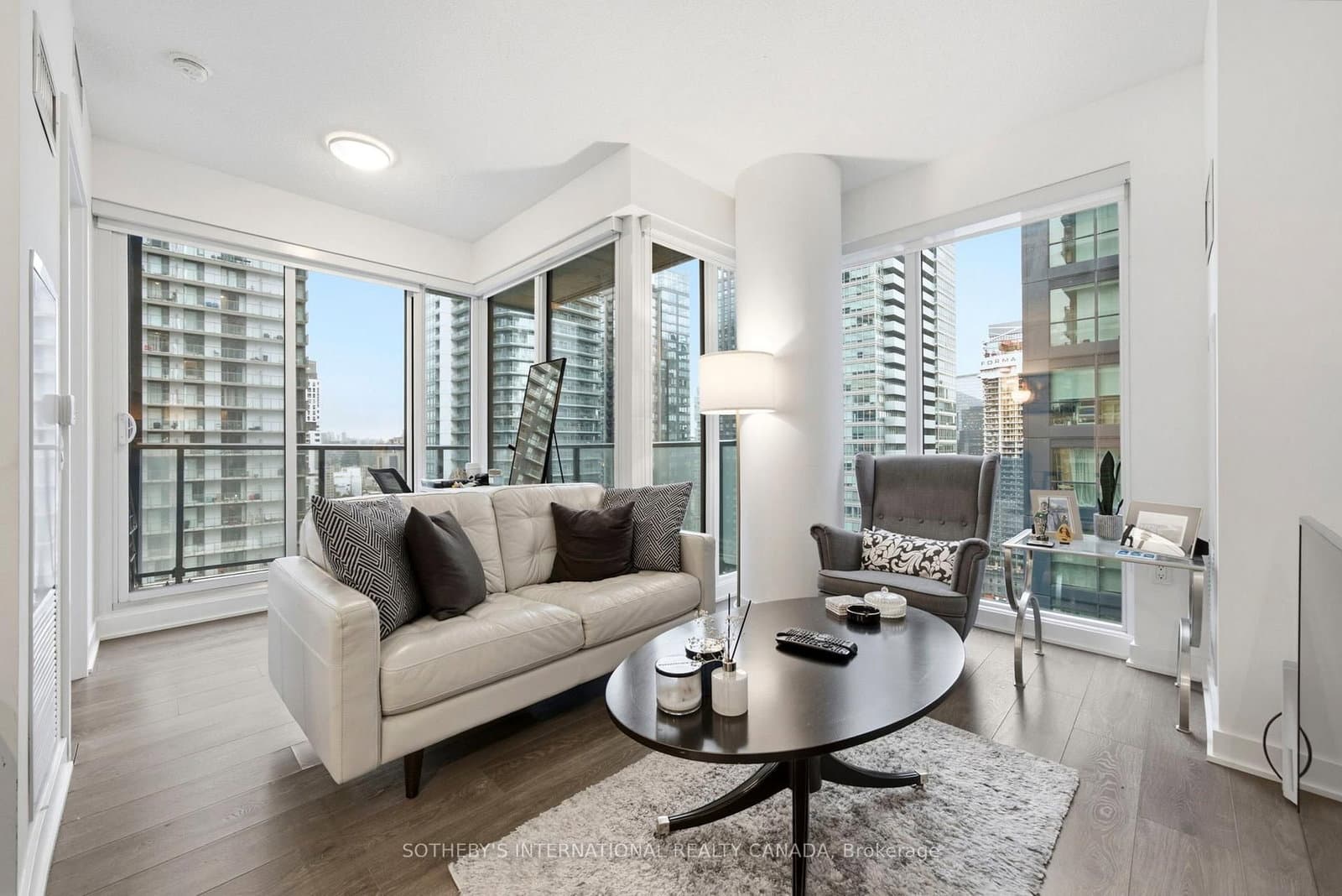 125 Blue Jays Way, Unit 3208 thumbnail 13