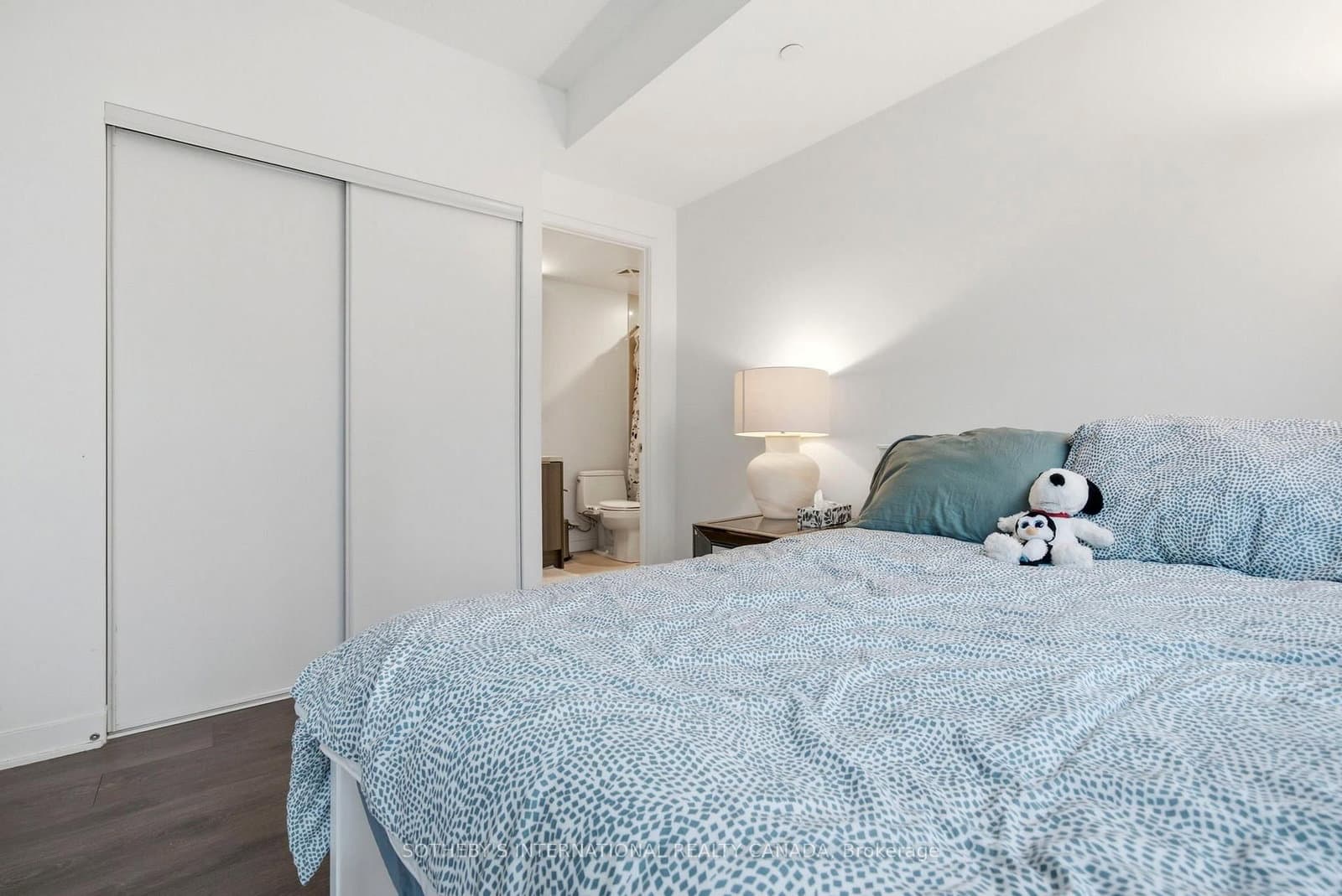 125 Blue Jays Way, Unit 3208 thumbnail 26