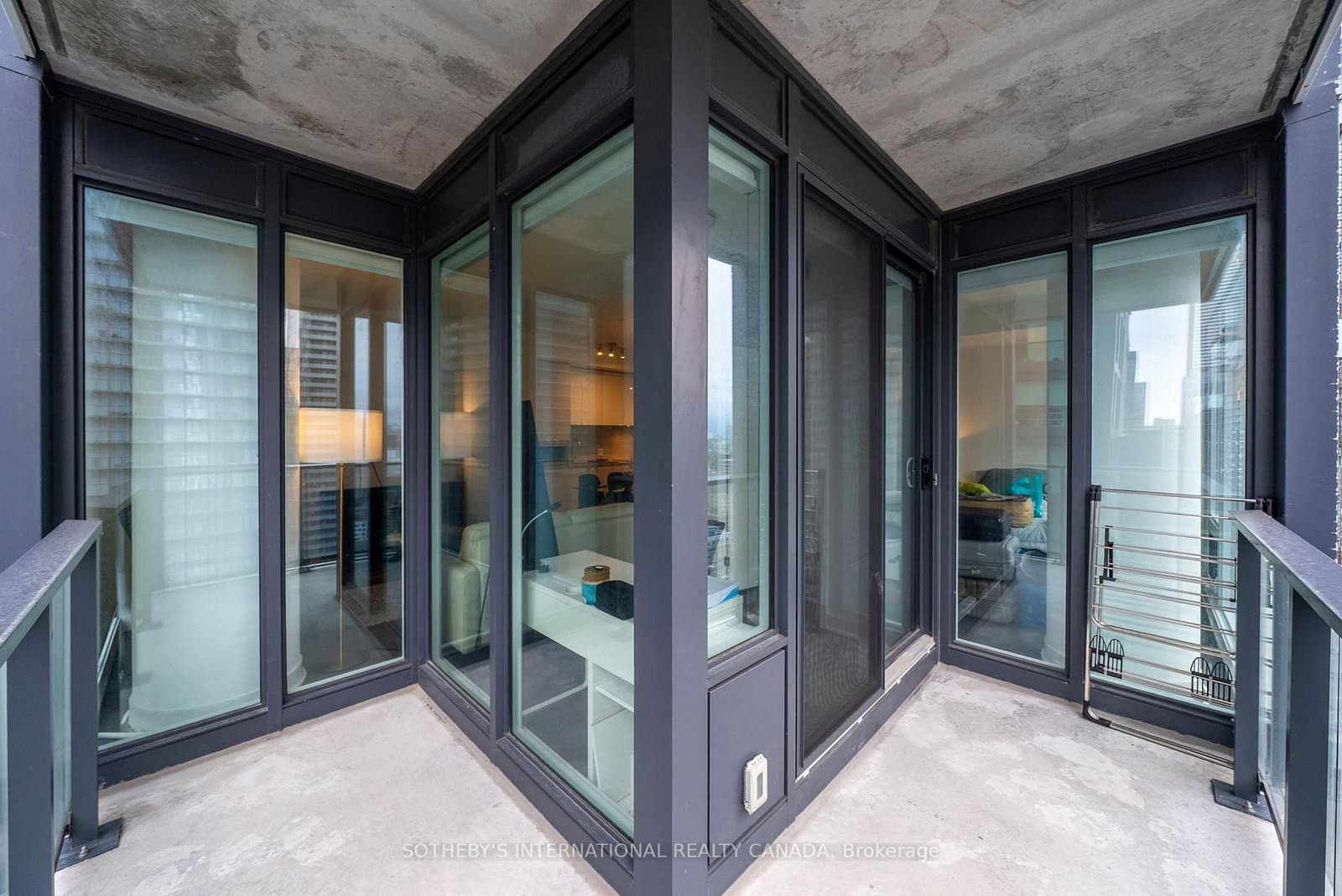 125 Blue Jays Way, Unit 3208 thumbnail 31