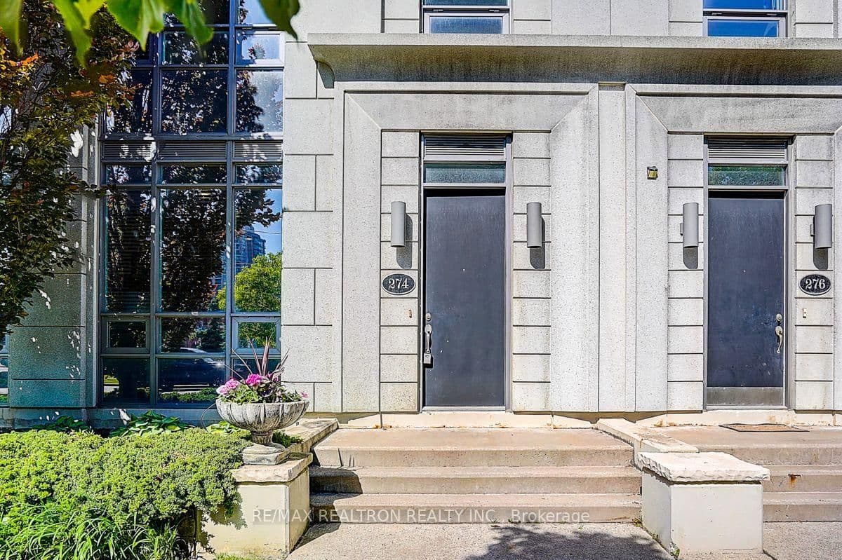 274 Duplex Avenue thumbnail 2
