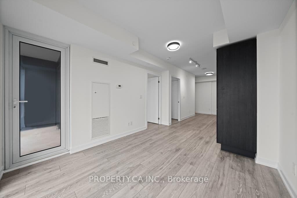 159 Wellesley Street E, Unit 2911 thumbnail 17