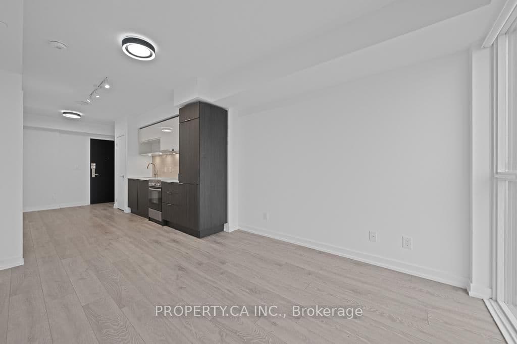 159 Wellesley Street E, Unit 2911 thumbnail 18