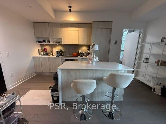 501 Adelaide Street W, Unit 710