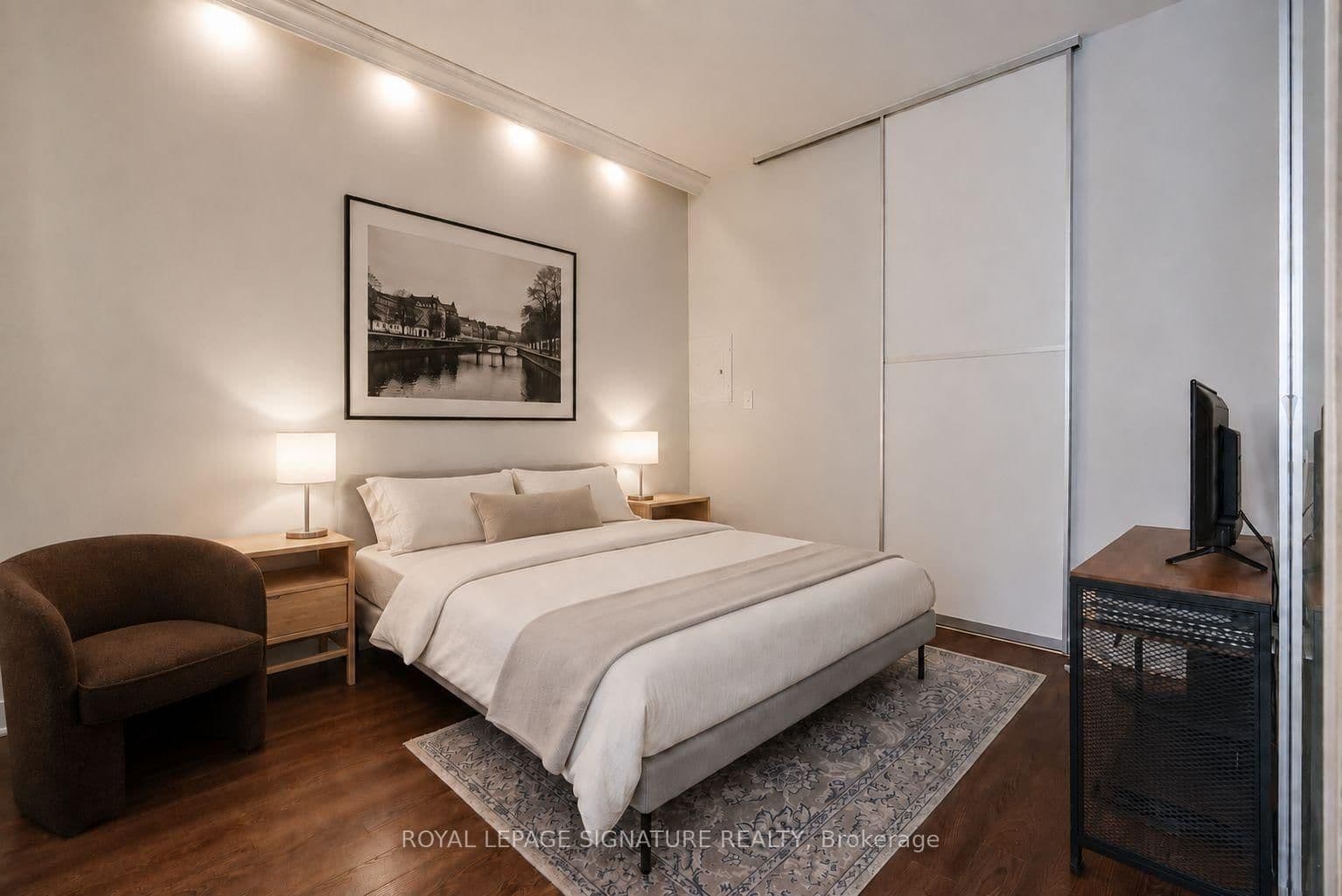 205 Frederick Street, Unit PH09 thumbnail 8