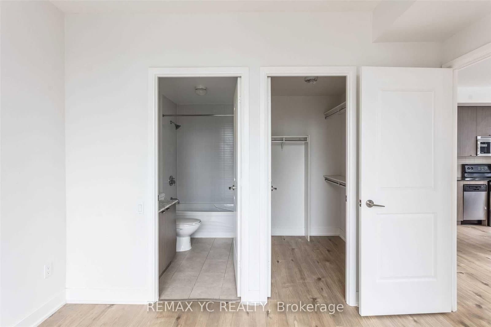 23 SHEPPARD Avenue E, Unit 1803 thumbnail 10