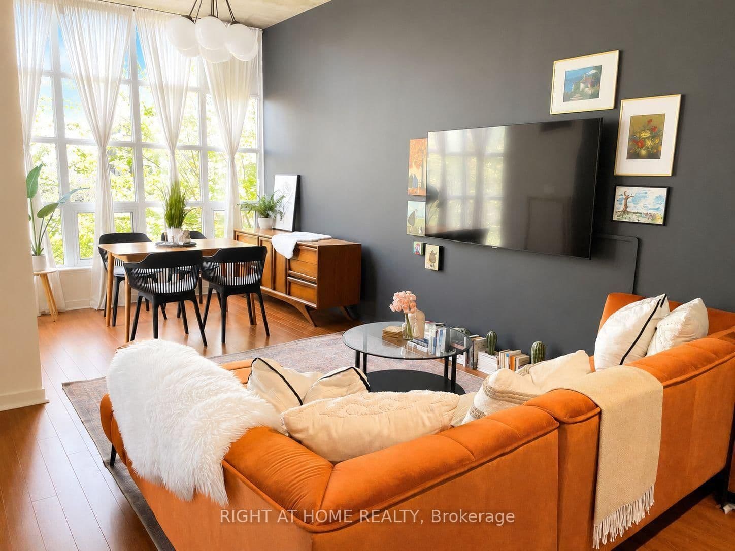 19 Brant Street, Unit 605 - Image 1