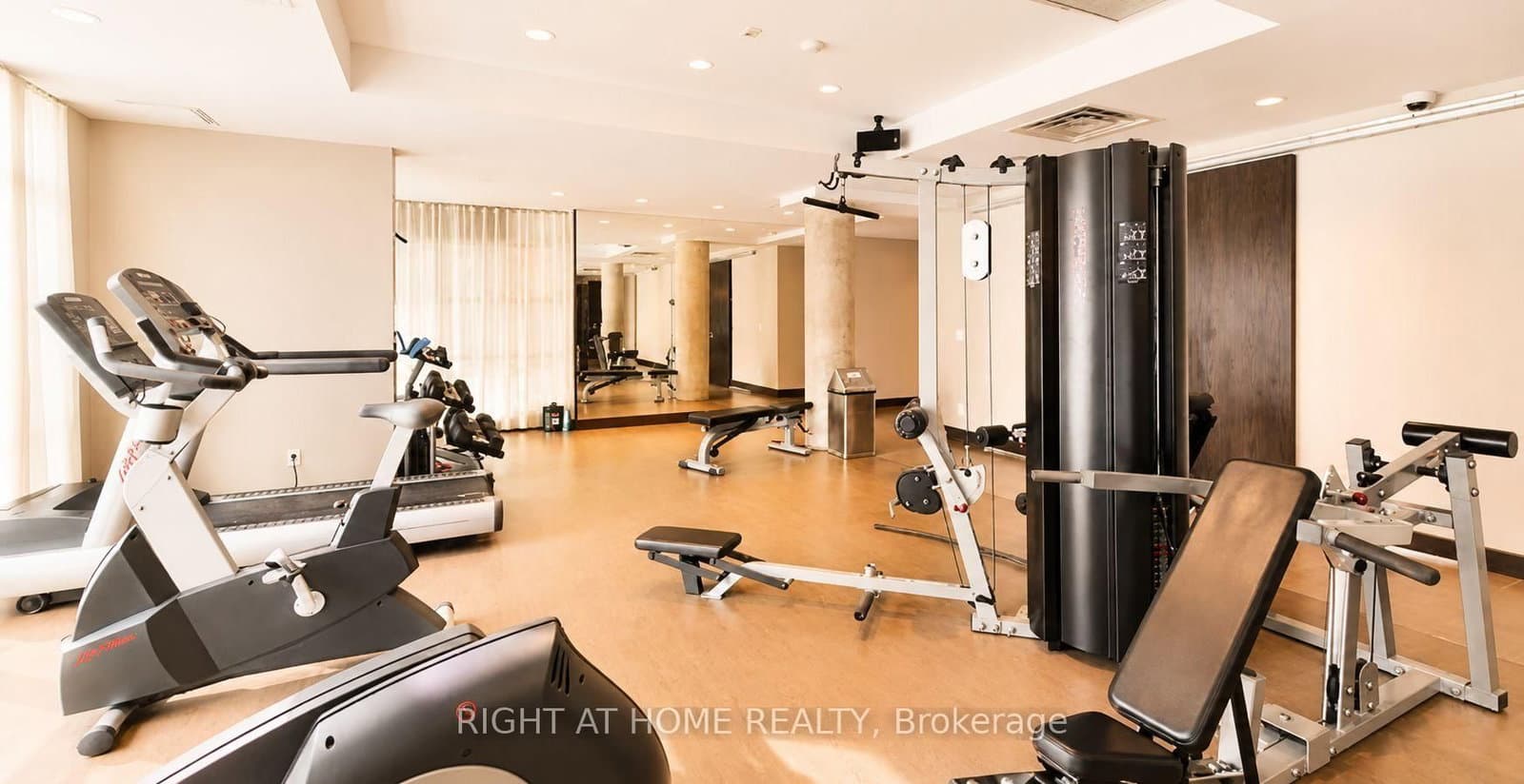 19 Brant Street, Unit 605 thumbnail 11