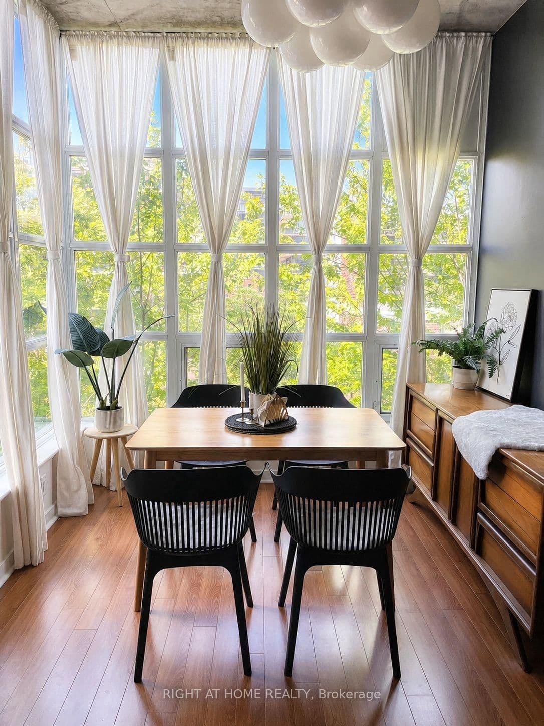 19 Brant Street, Unit 605 thumbnail 4