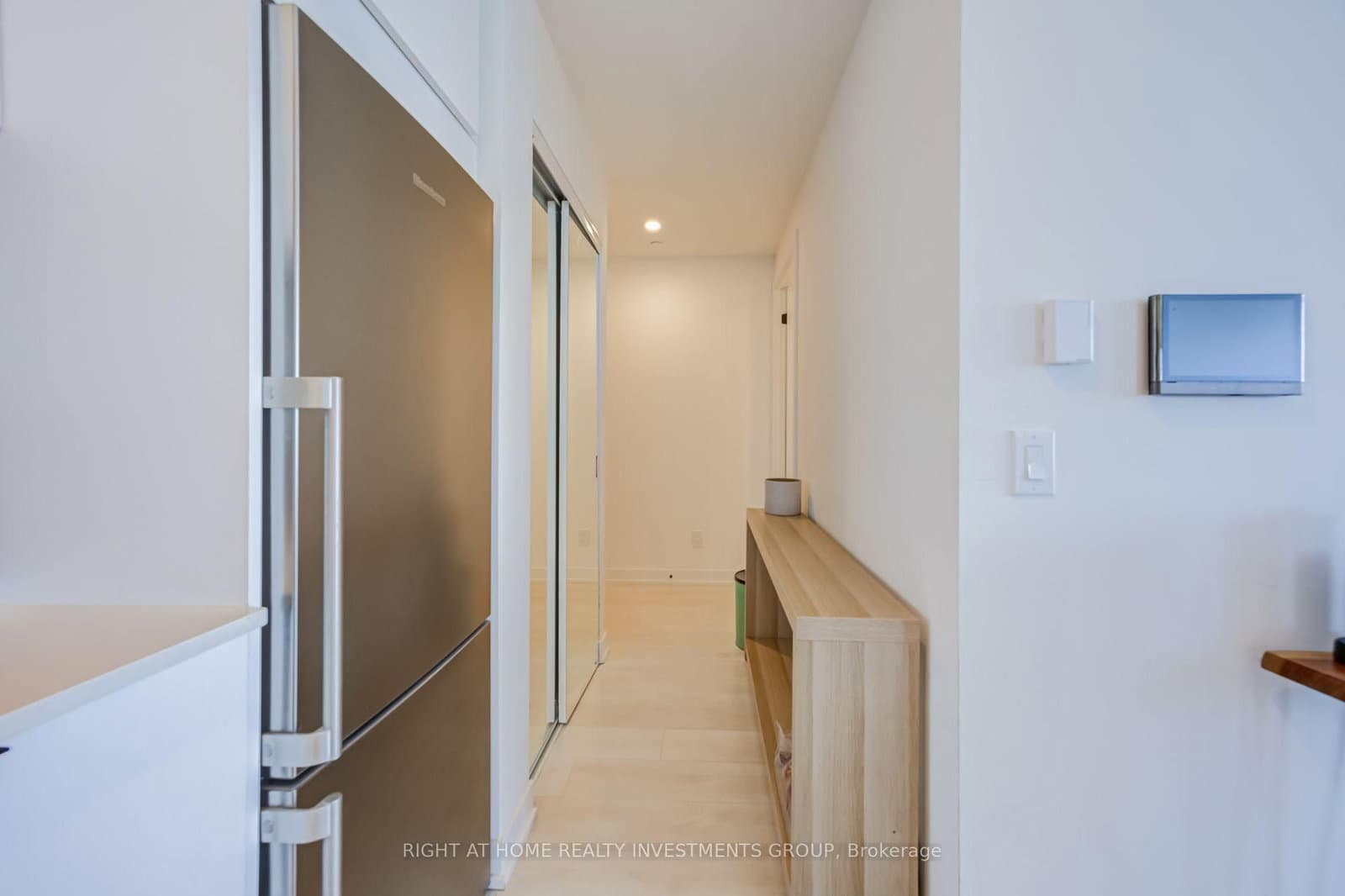 5 Defries Street, Unit 3408 thumbnail 8