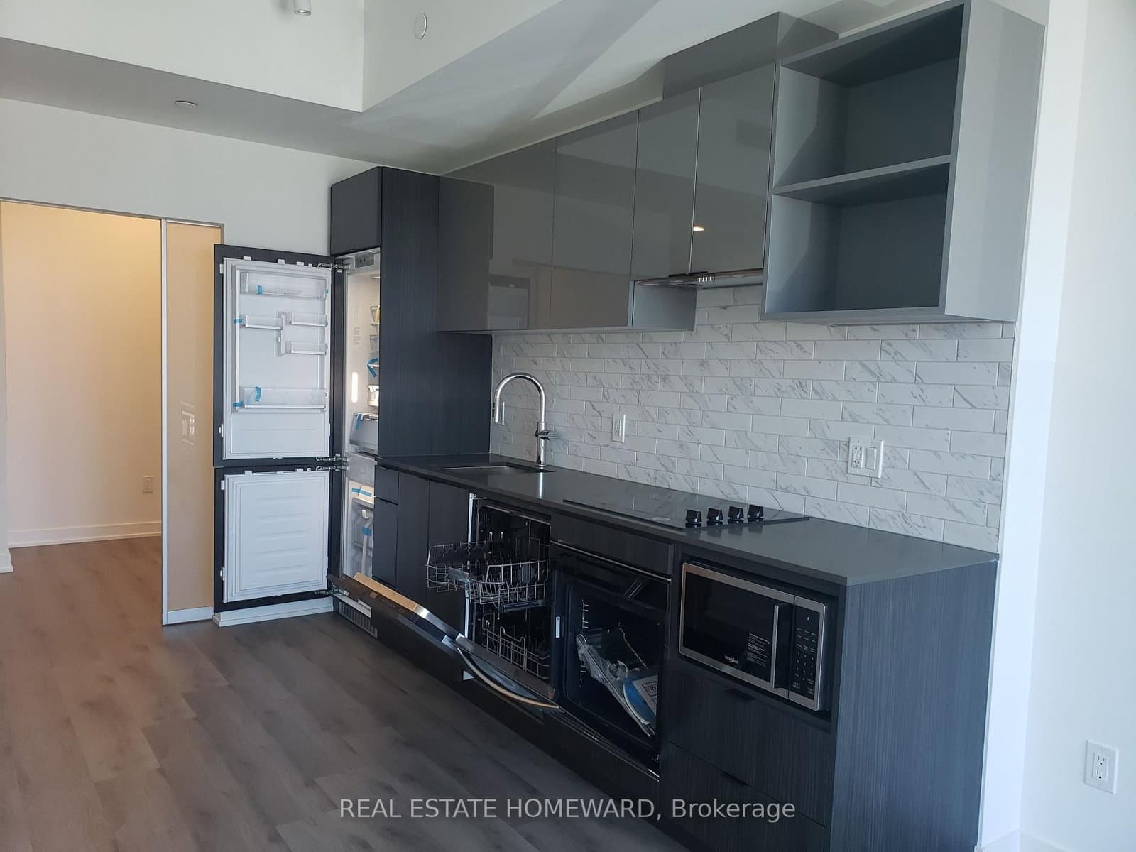 252 Church Street, Unit 4905 thumbnail 9