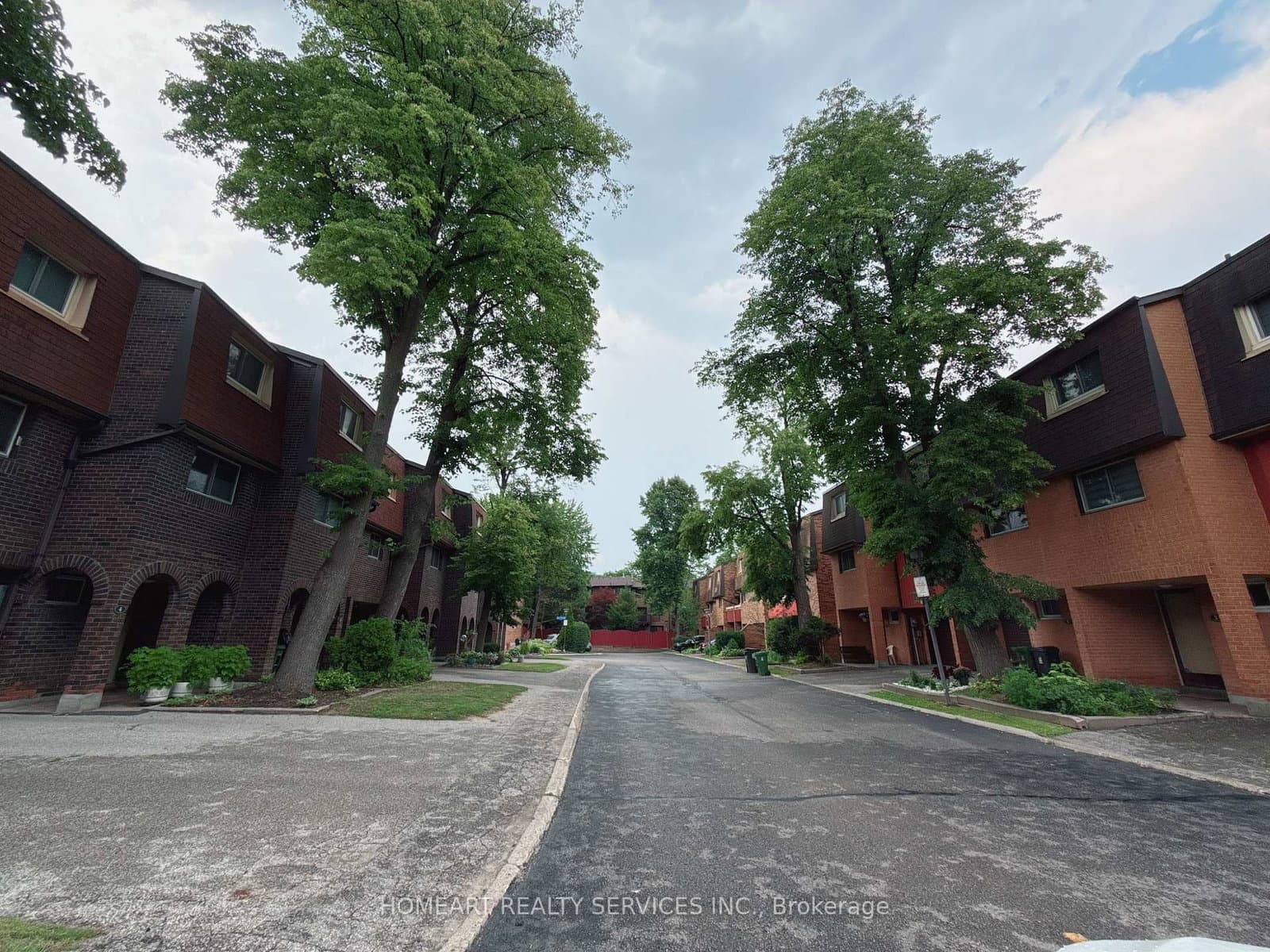 9 Poets Walkway thumbnail 24