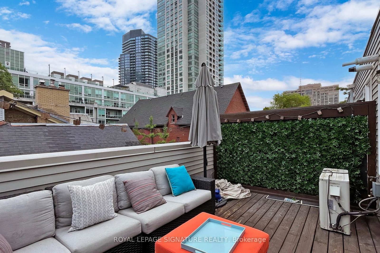 6 Wellesley Place, Unit 42 thumbnail 19