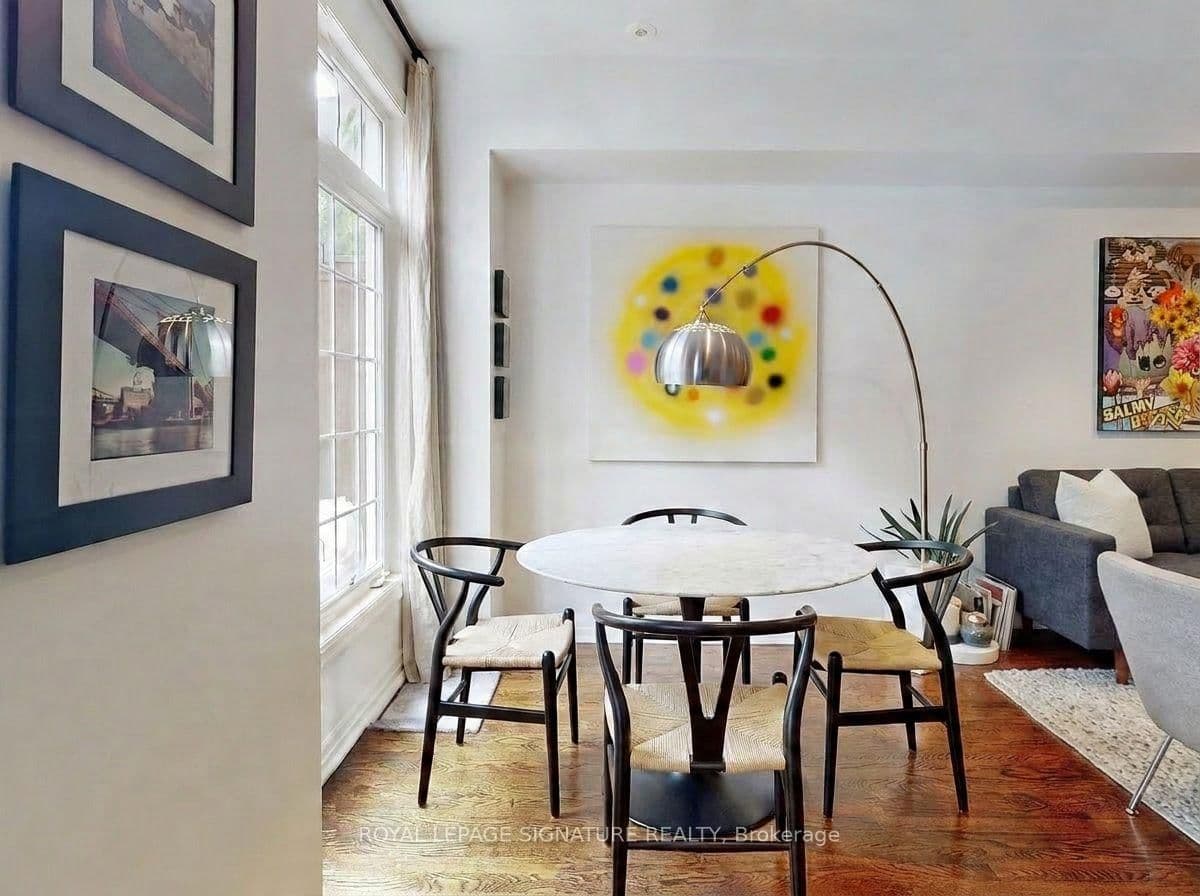 6 Wellesley Place, Unit 42 thumbnail 3