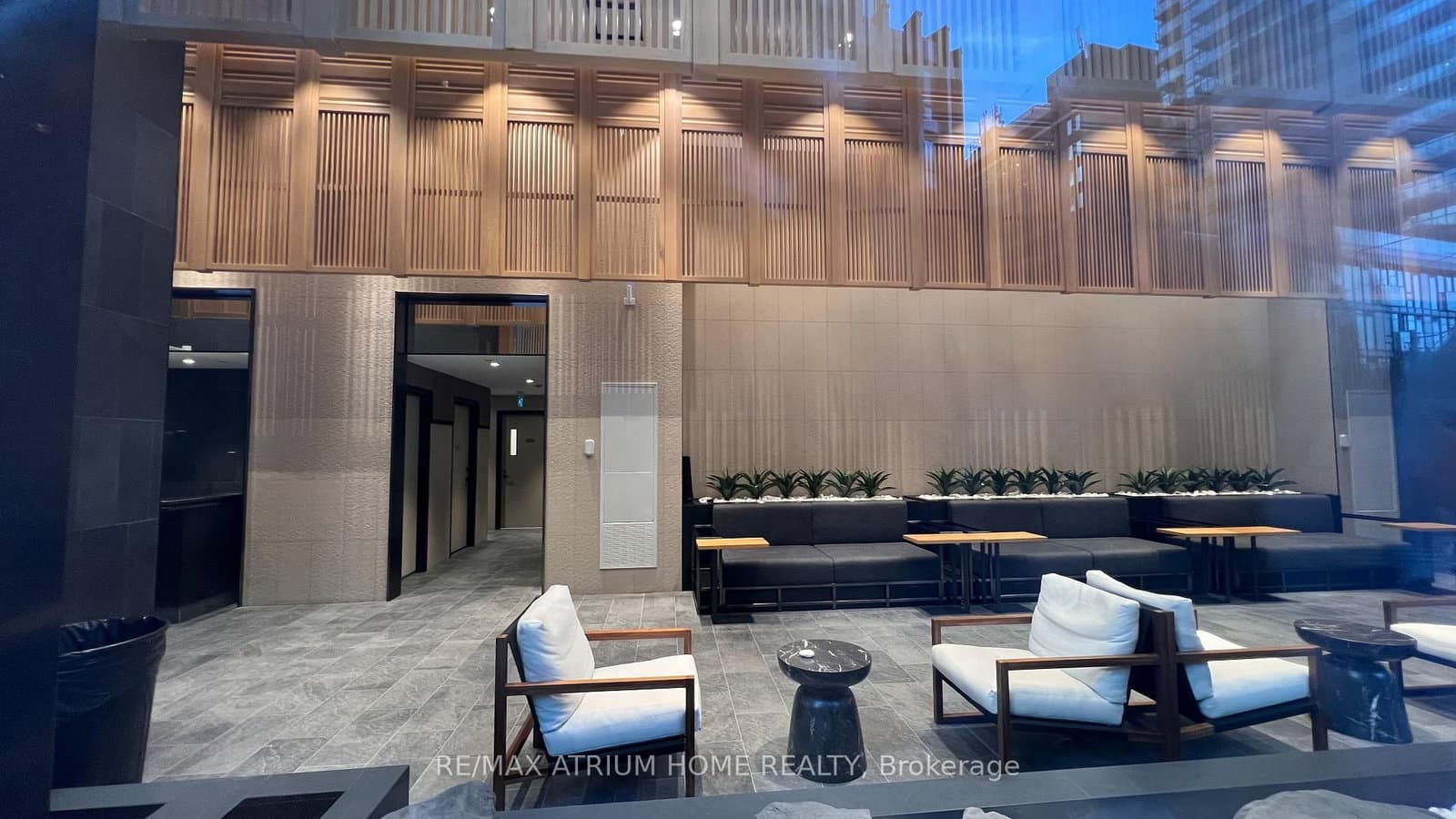 89 Church Street, Unit 4705 thumbnail 4