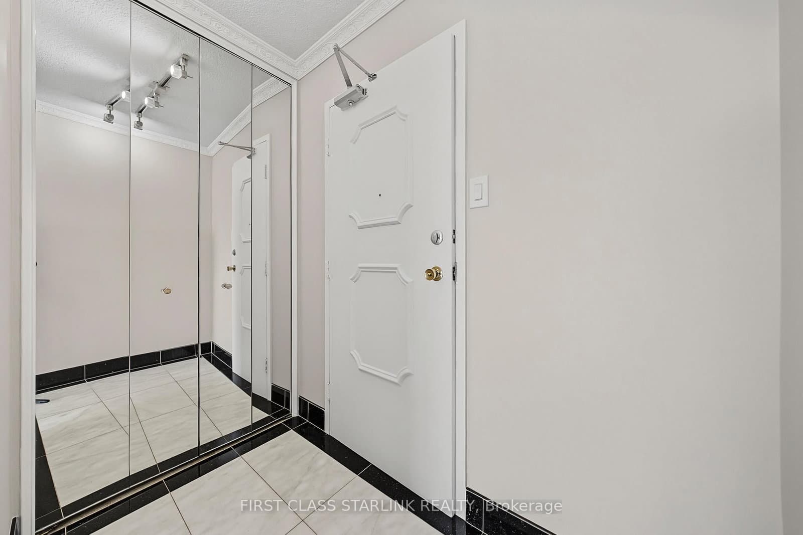 10 Tangreen Court, Unit 1405 thumbnail 6
