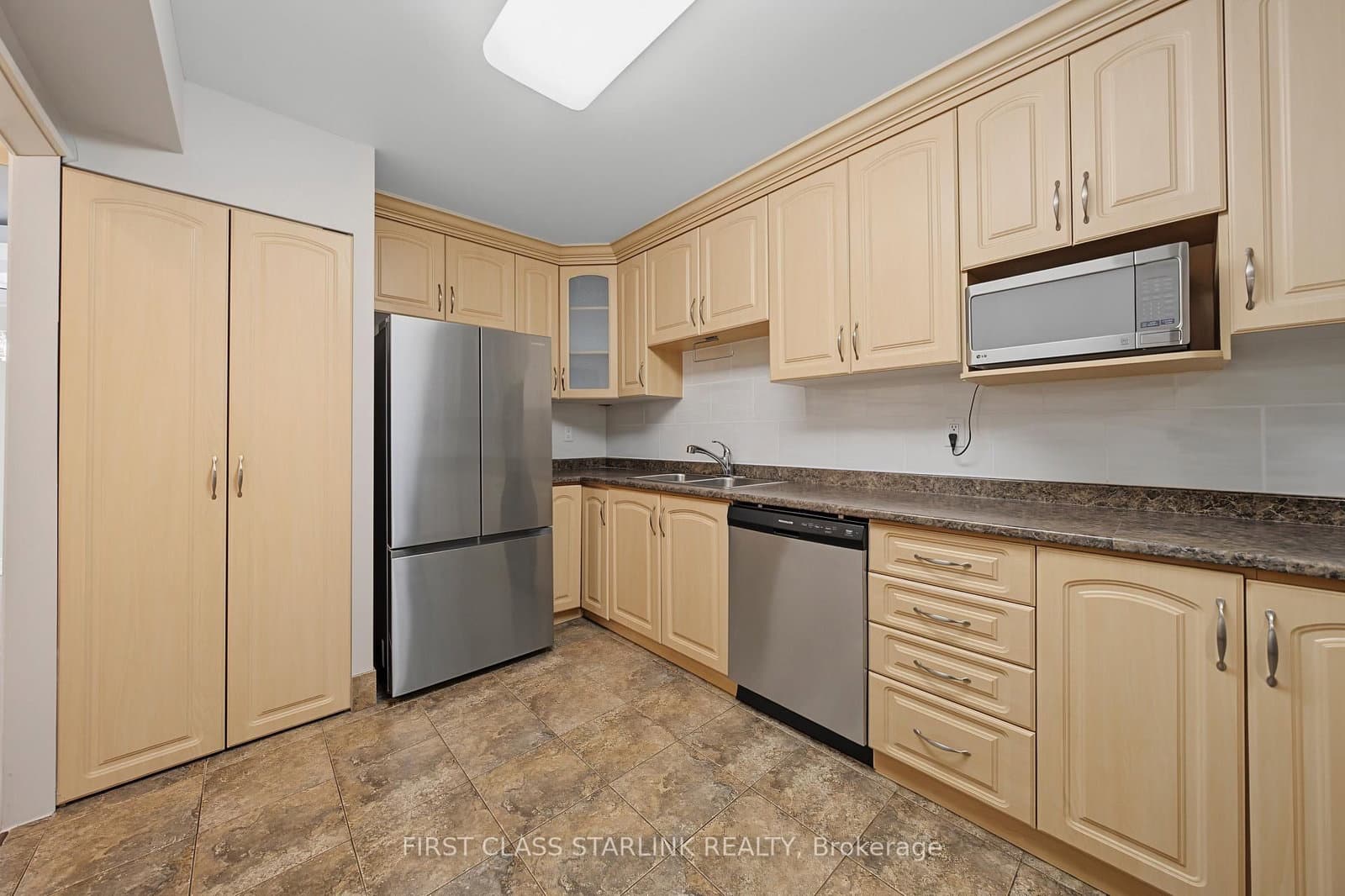 10 Tangreen Court, Unit 1405 thumbnail 8