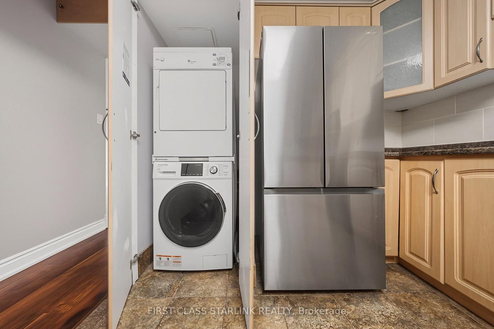 10 Tangreen Court, Unit 1405 thumbnail 9