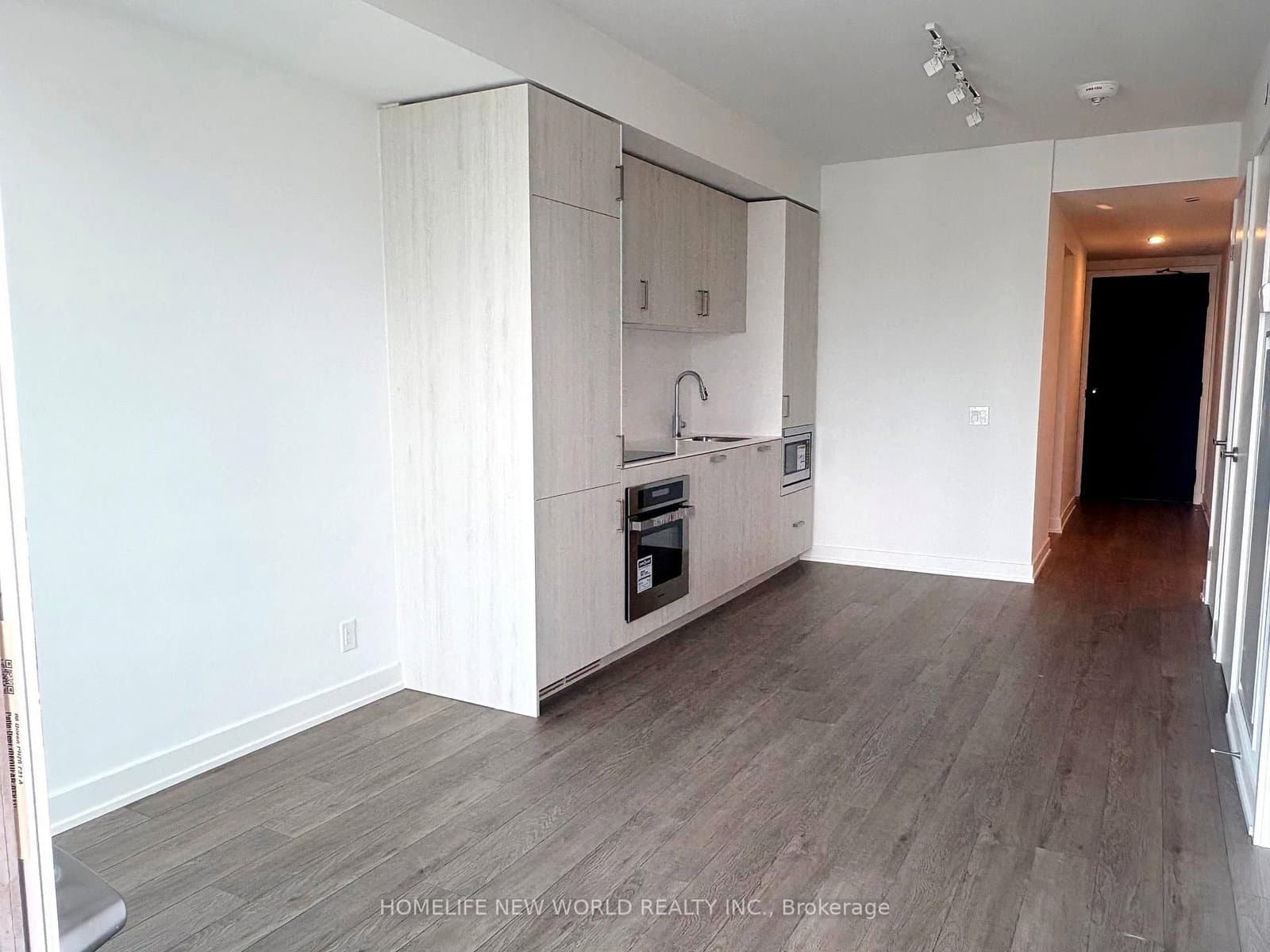 88 Queen Street E, Unit 3512 thumbnail 8