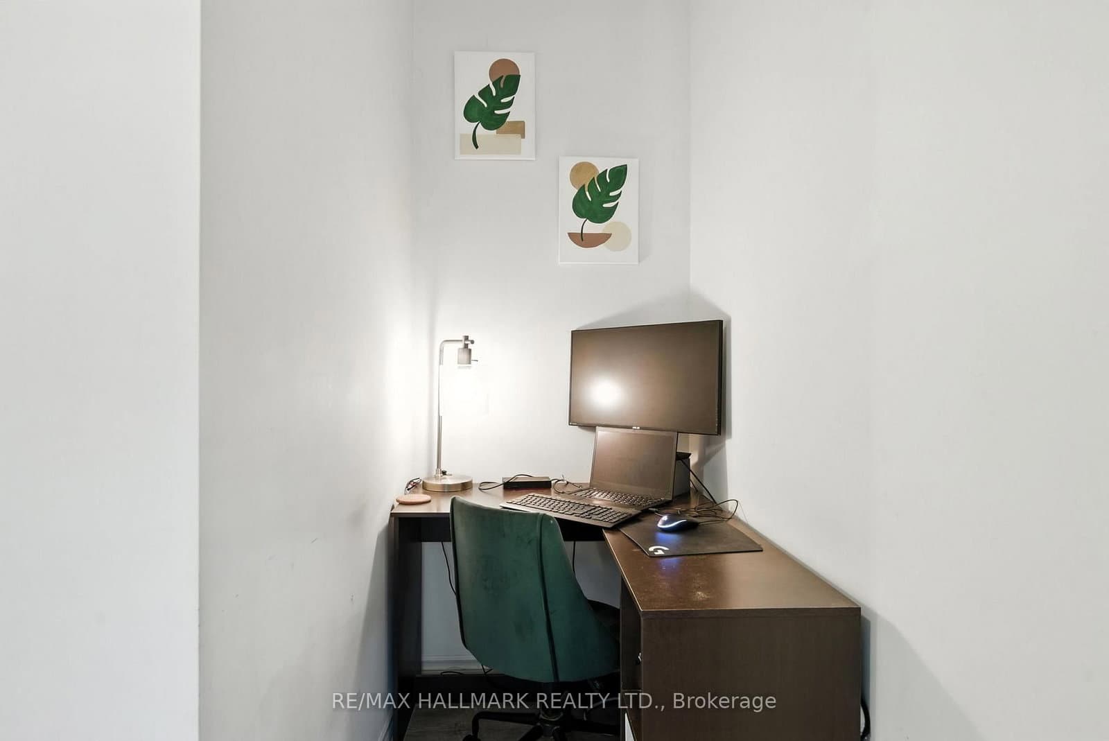 25 Lower Simcoe Street, Unit 301 thumbnail 18
