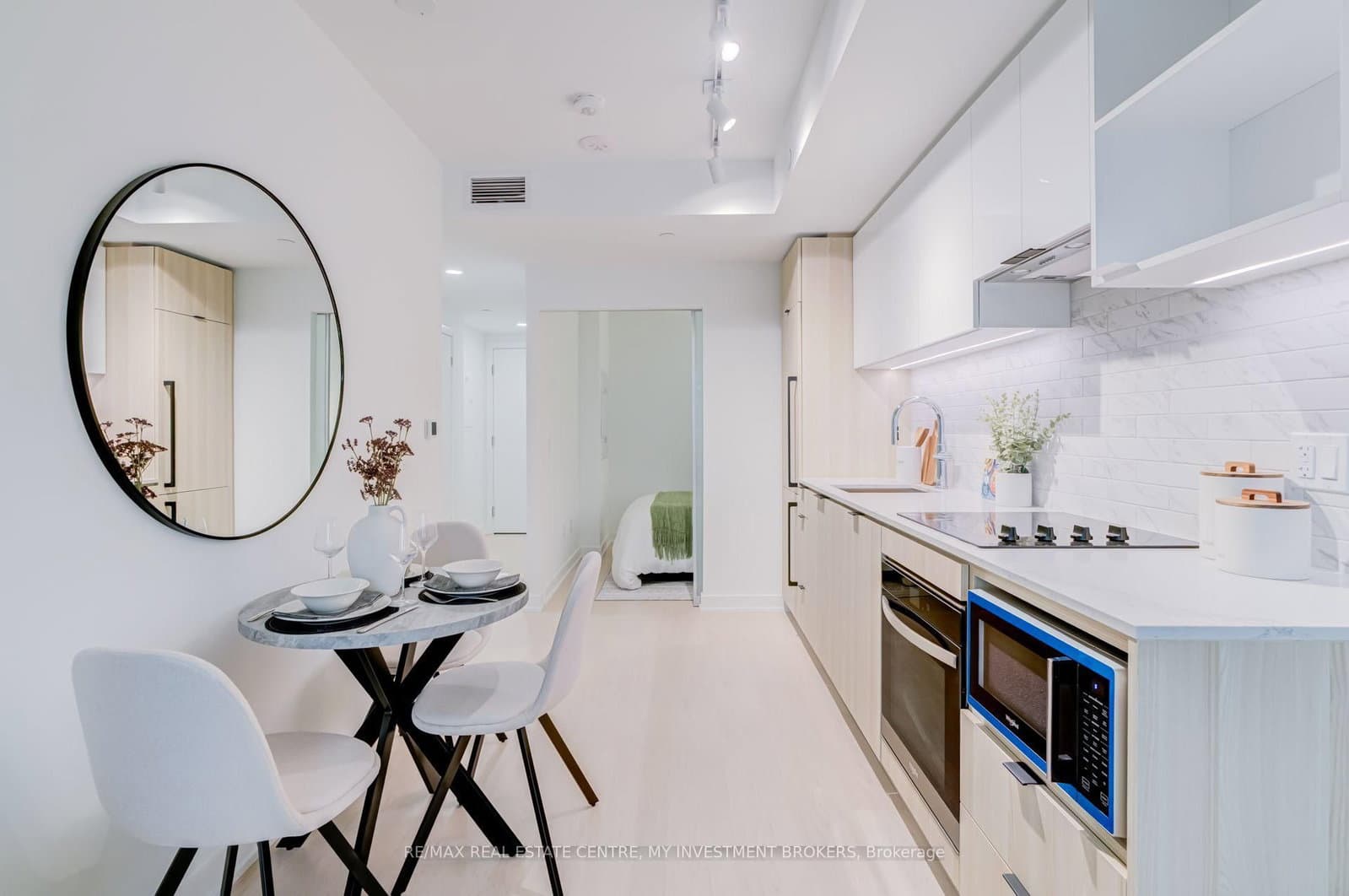 252 Church Street, Unit 1805 thumbnail 10