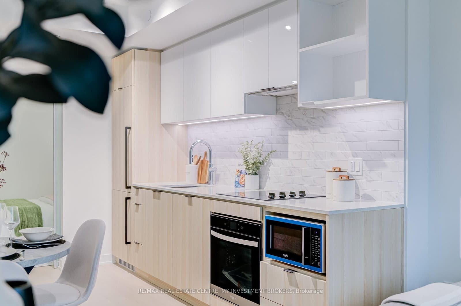 252 Church Street, Unit 1805 thumbnail 11