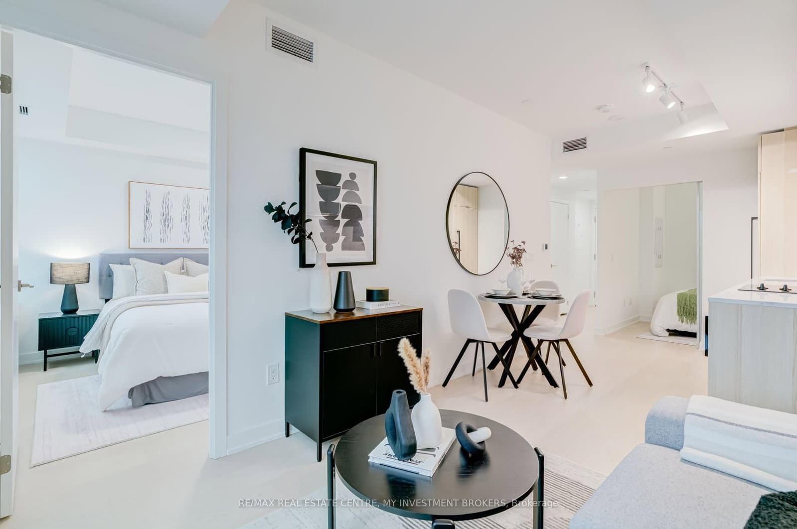 252 Church Street, Unit 1805 thumbnail 9