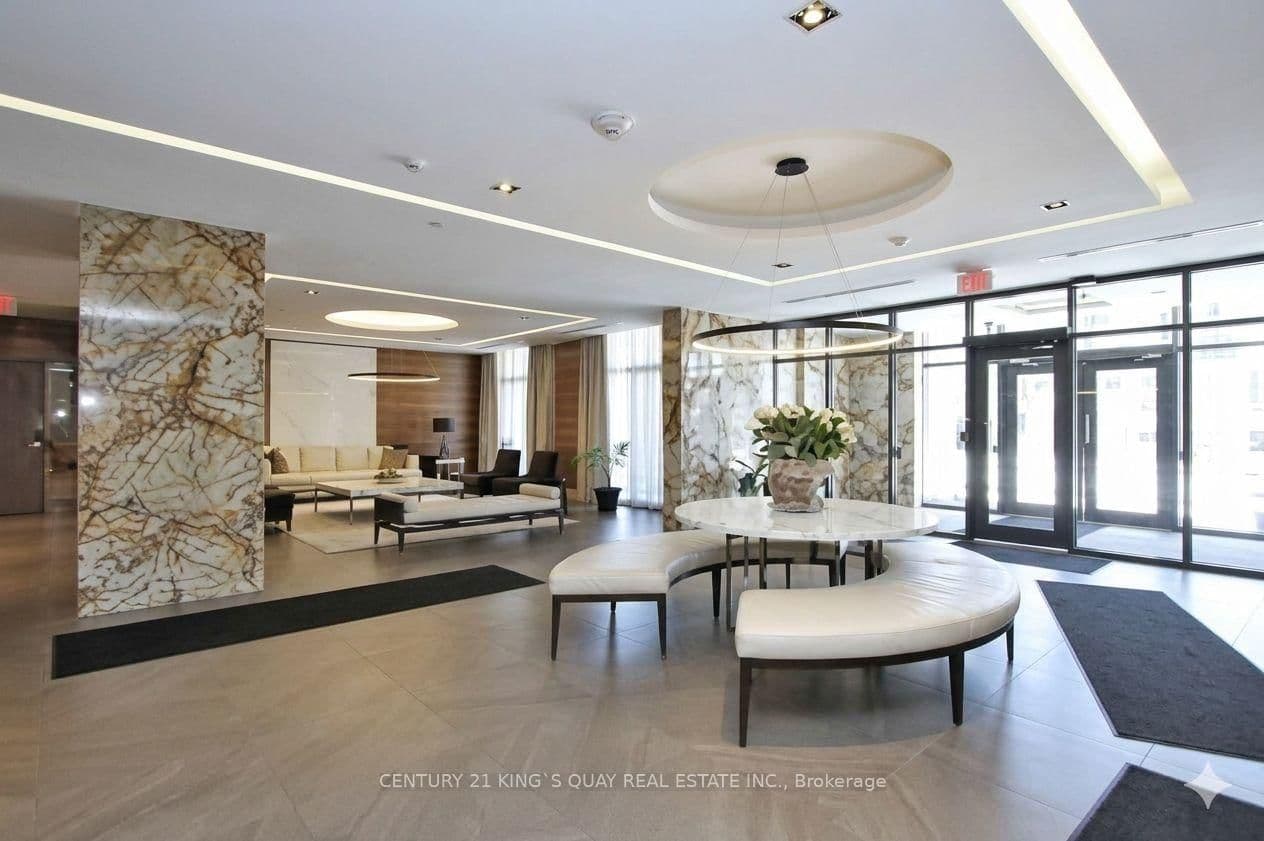 21 Clairtrell Road, Unit 209 thumbnail 3