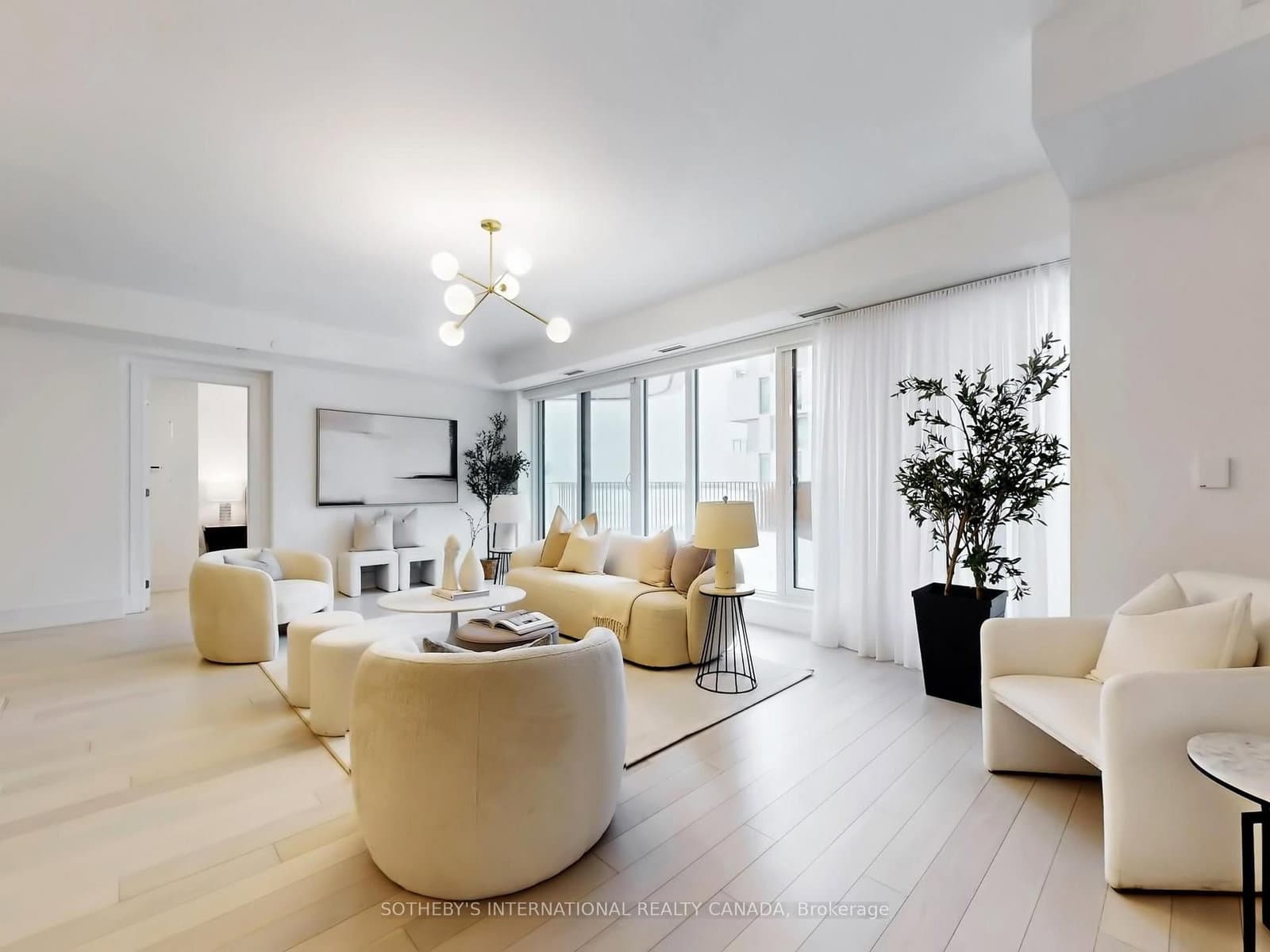 155 Merchants' Wharf, Unit 515 thumbnail 16