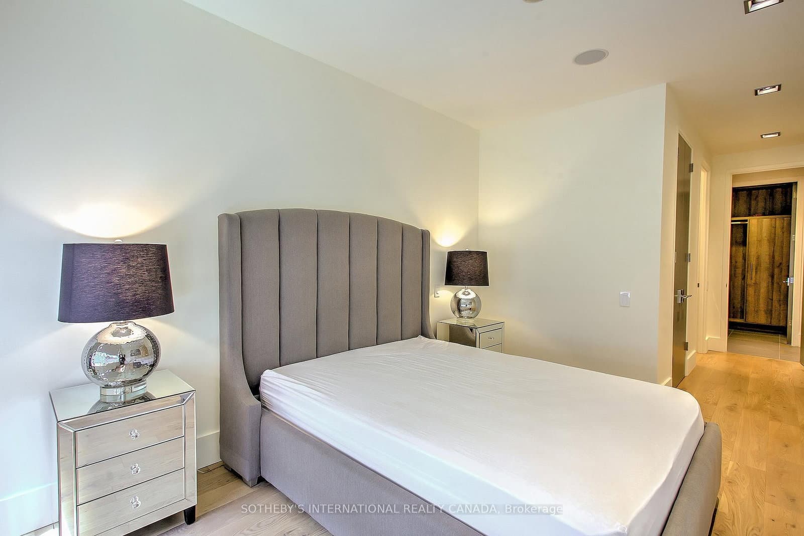 20 Blue Jays Way, Unit 2101 thumbnail 27