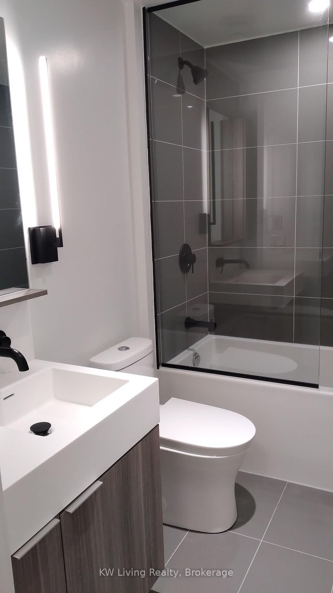 117 Broadway Avenue, Unit 612 thumbnail 16
