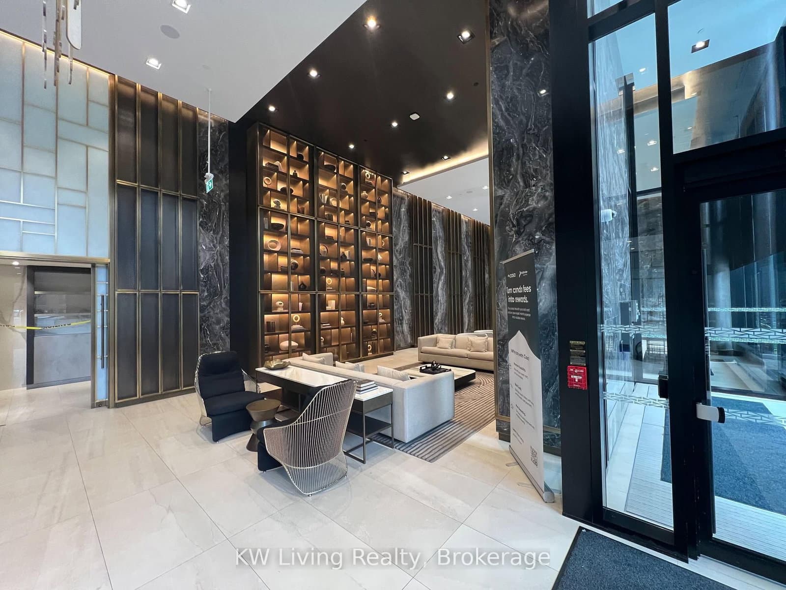 117 Broadway Avenue, Unit 612 thumbnail 4