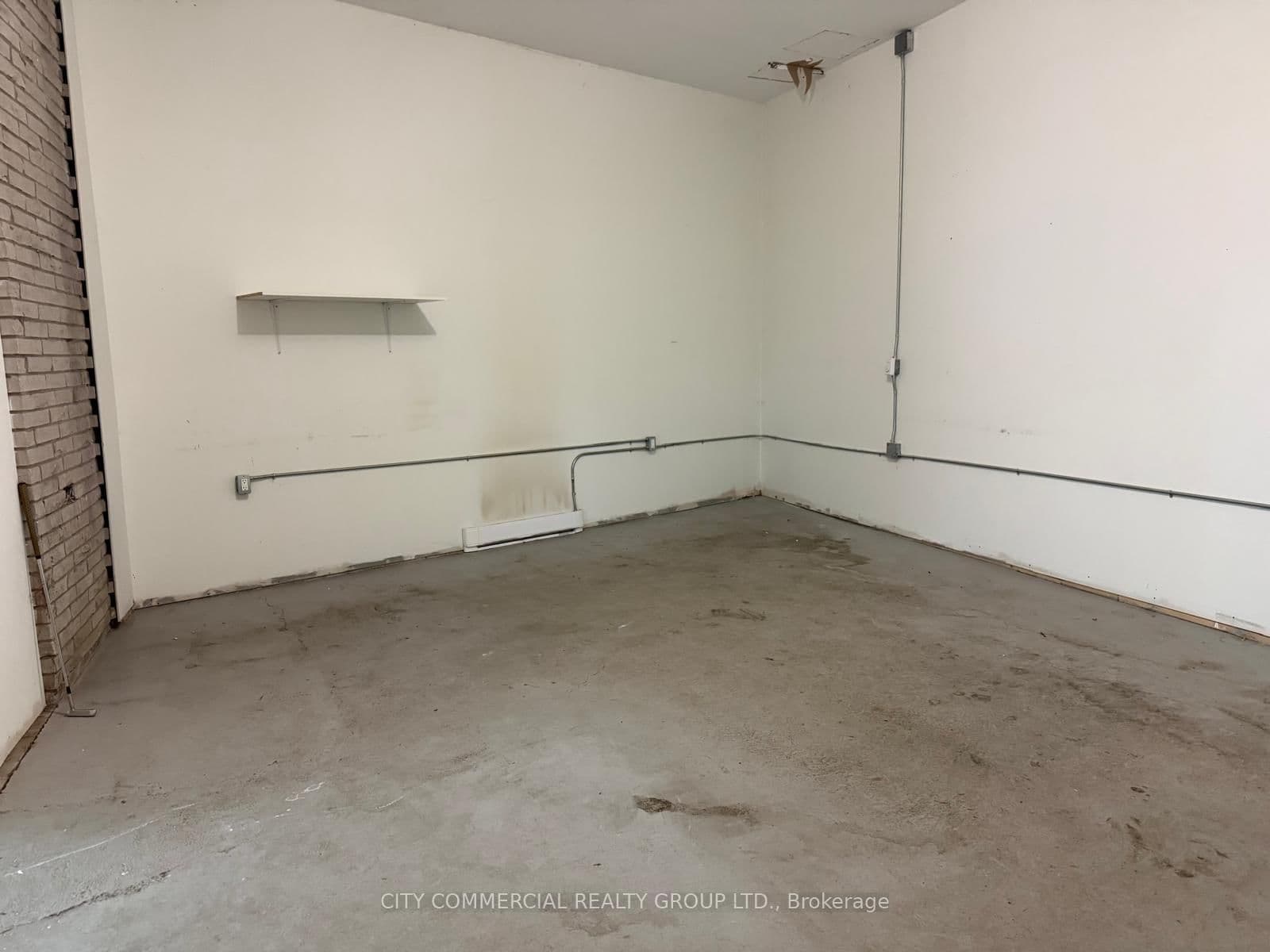 2535 Dundas Street W, Unit Unit 2 thumbnail 6