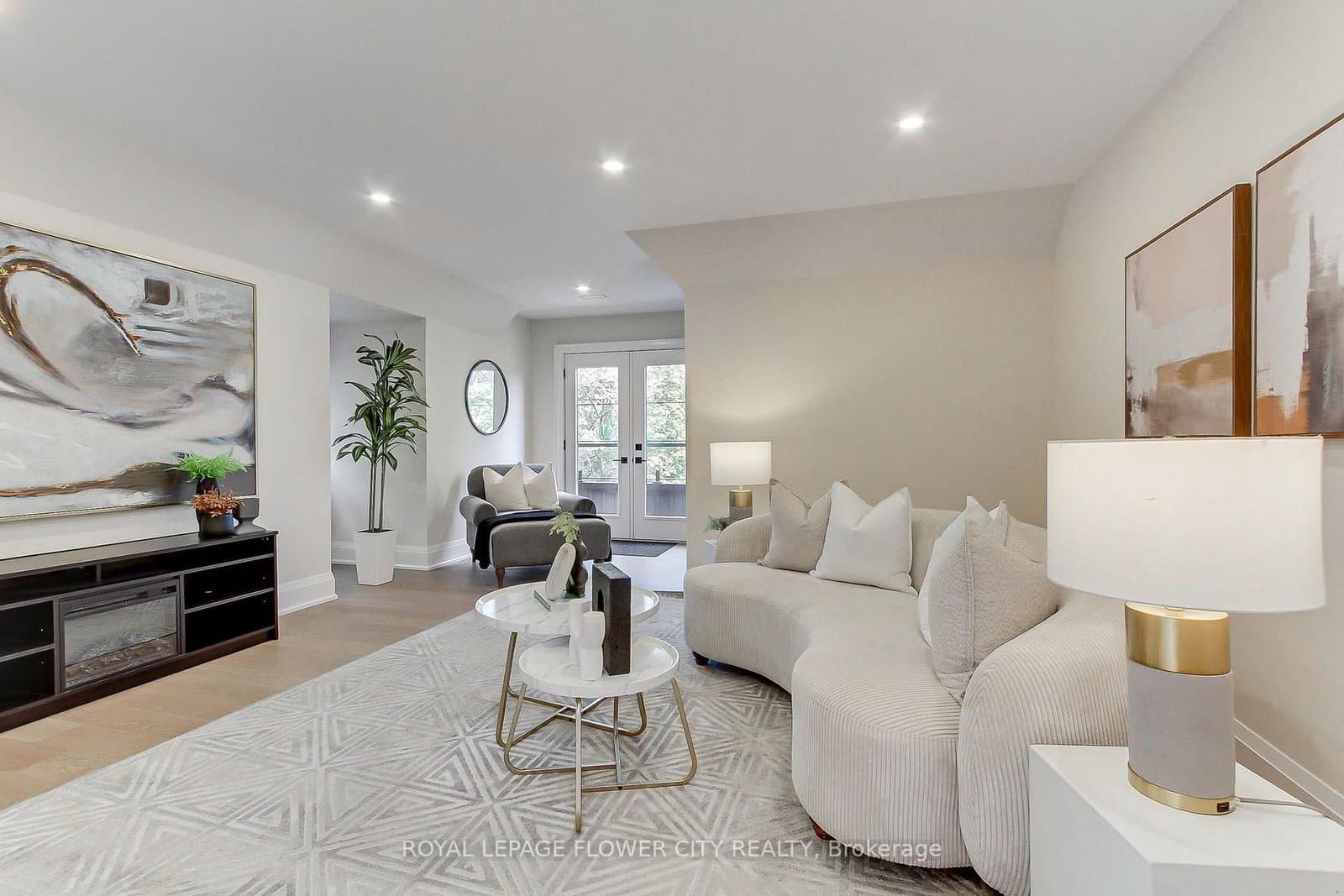 140 Hillmount Avenue thumbnail 34