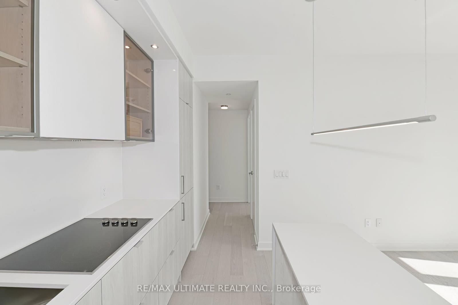 11 Yorkville Avenue, Unit 1713 thumbnail 11