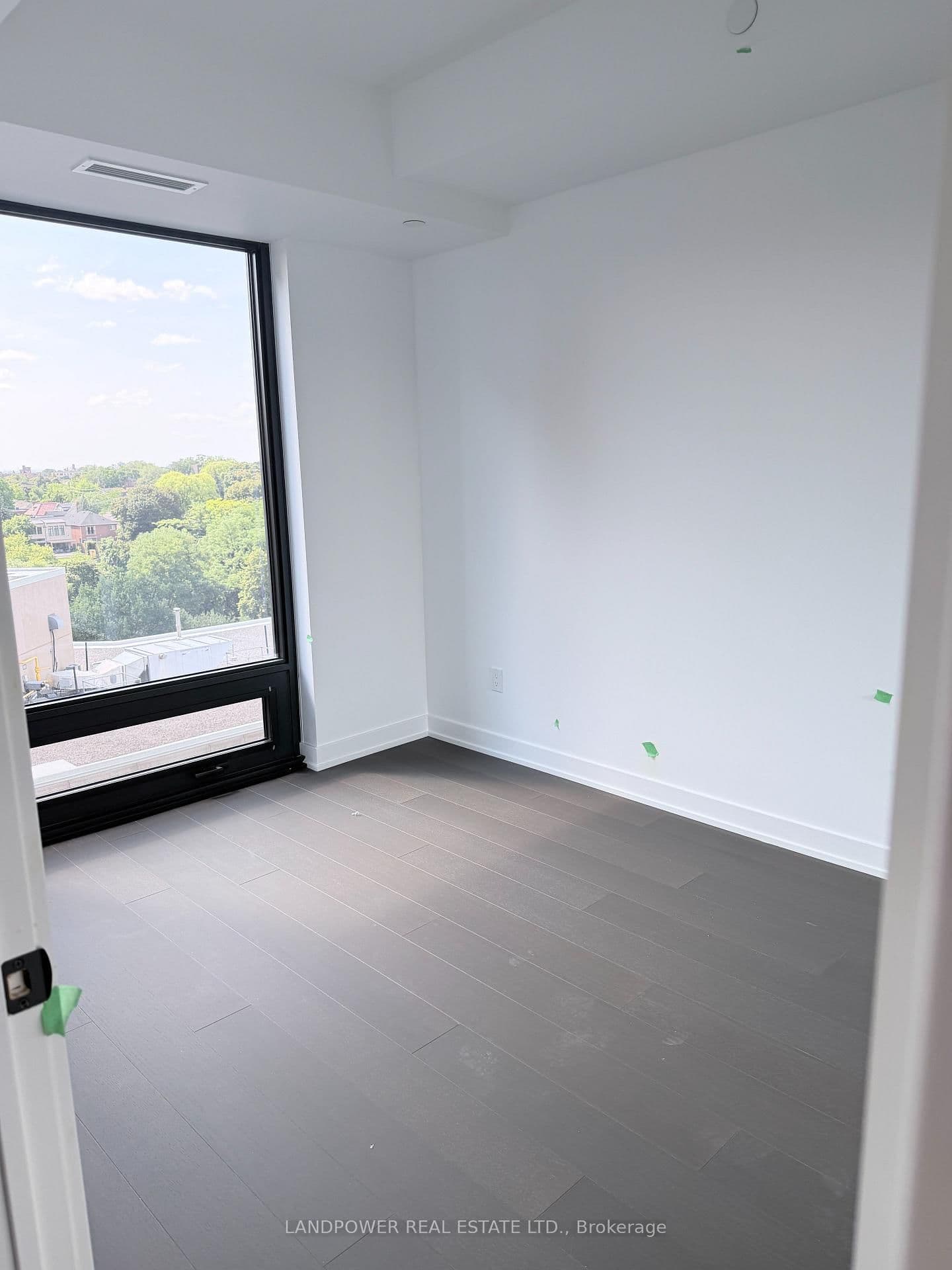 91 Montclair Avenue, Unit 1108 thumbnail 8