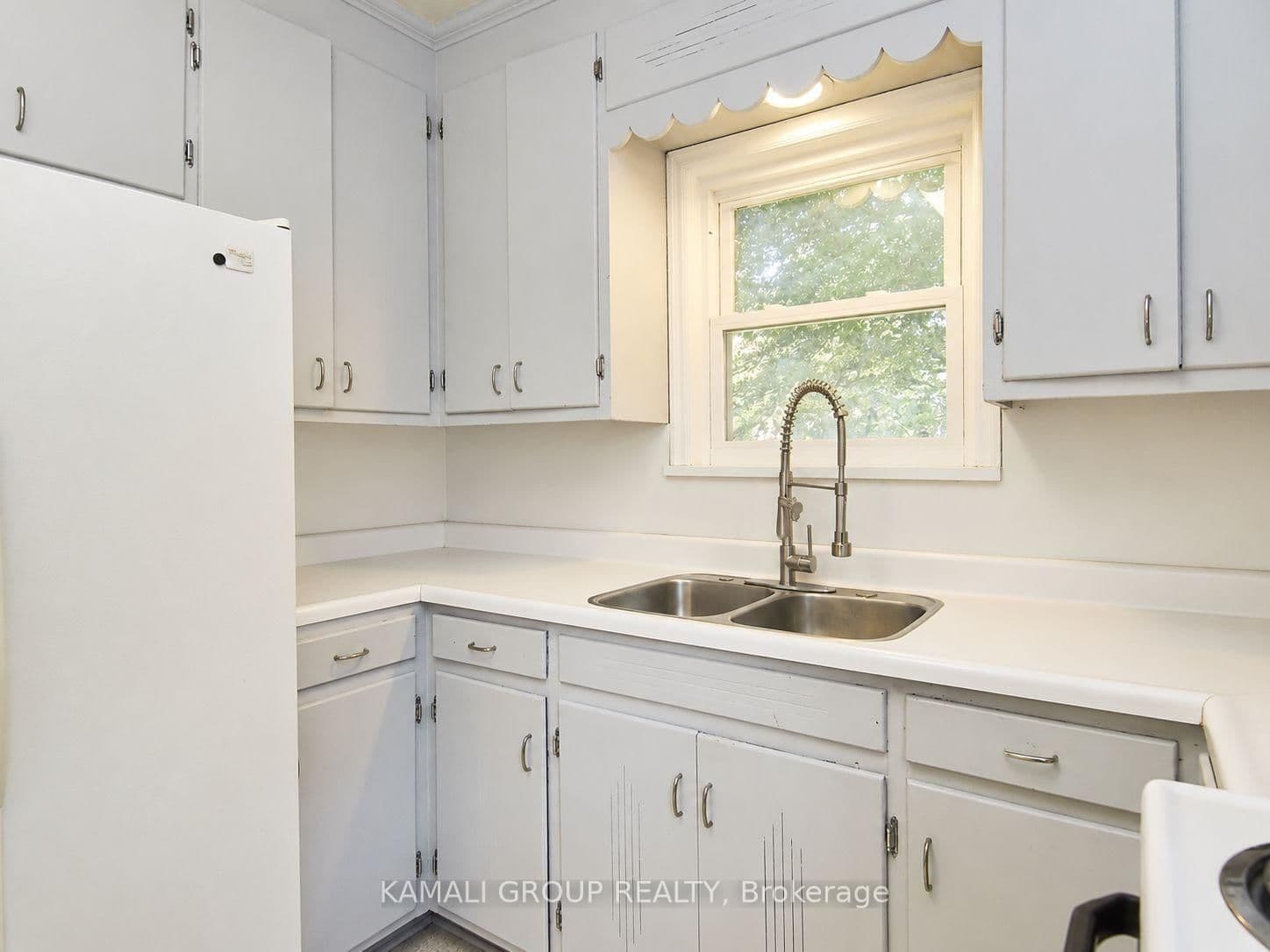 138 Johnston Avenue, Unit MAIN thumbnail 7