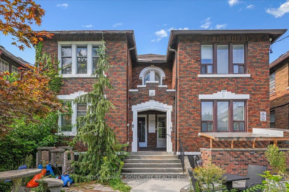 12 Castle View Avenue, Unit Lower - Image 1
