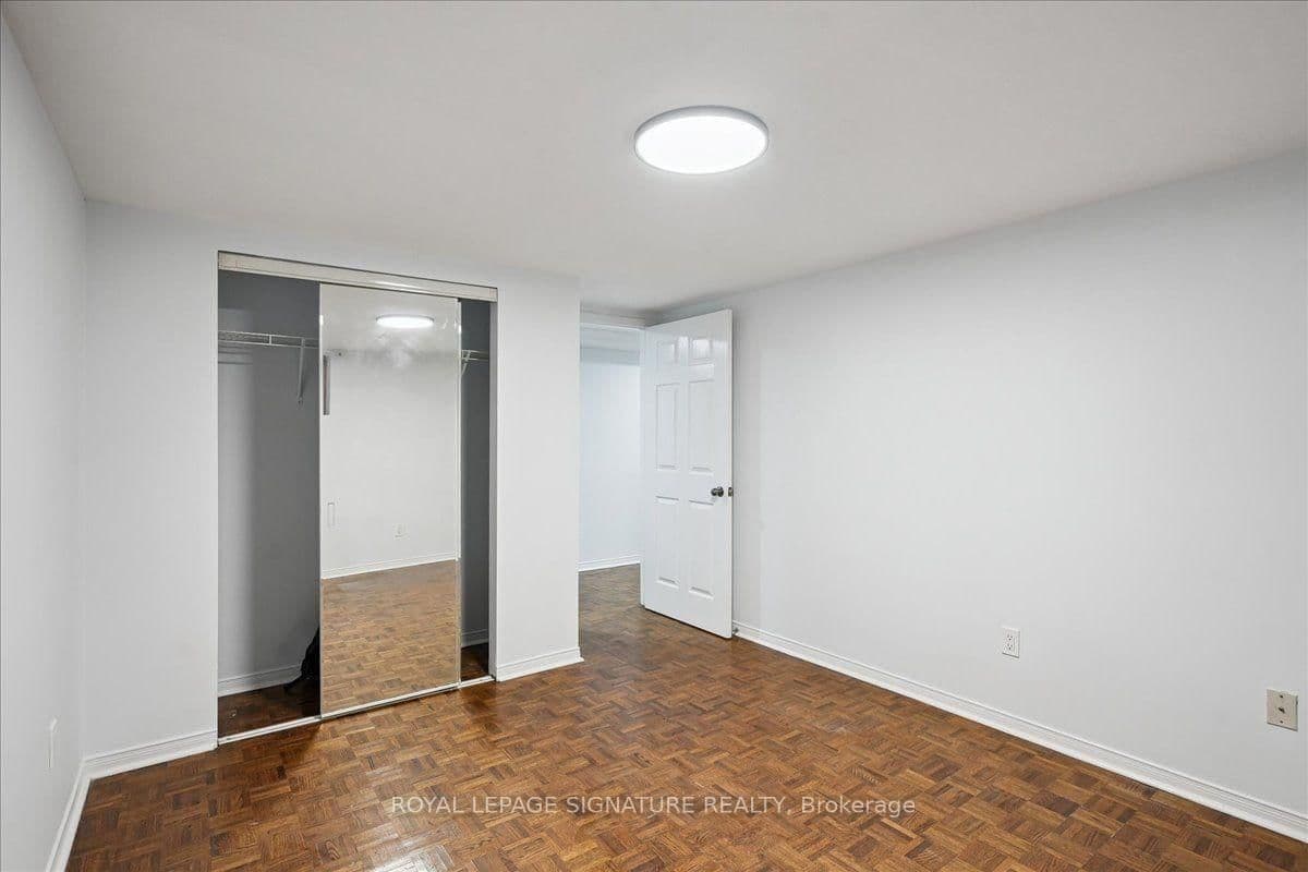12 Castle View Avenue, Unit Lower thumbnail 12