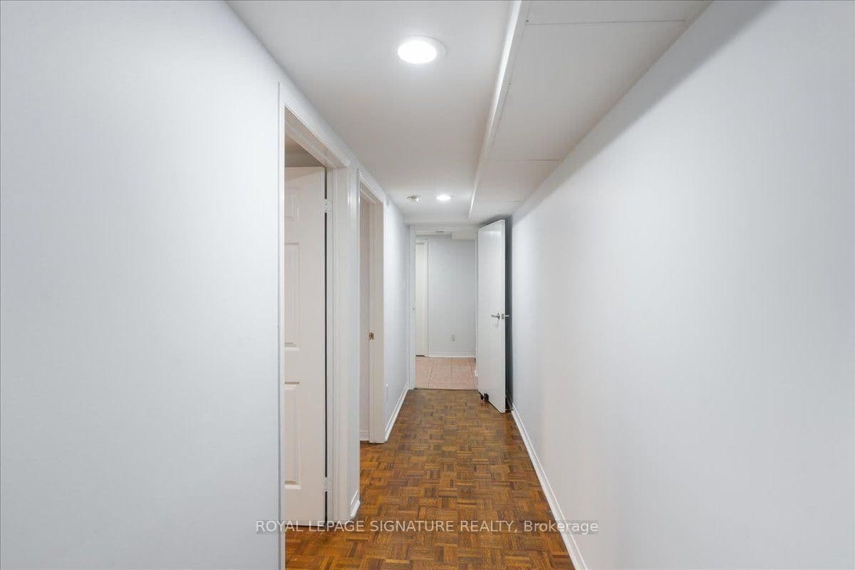 12 Castle View Avenue, Unit Lower thumbnail 14