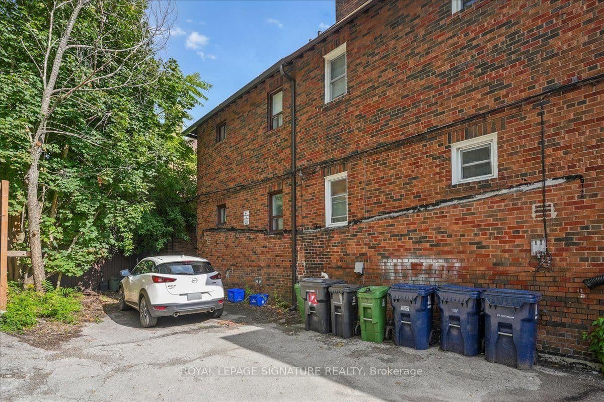 12 Castle View Avenue, Unit Lower thumbnail 20
