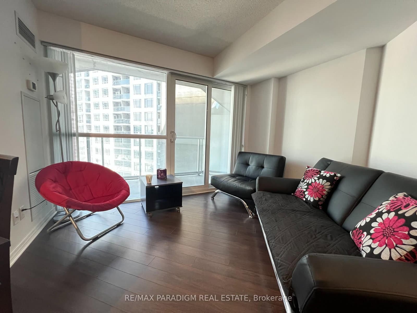352 Front Street W, Unit 701 thumbnail 3