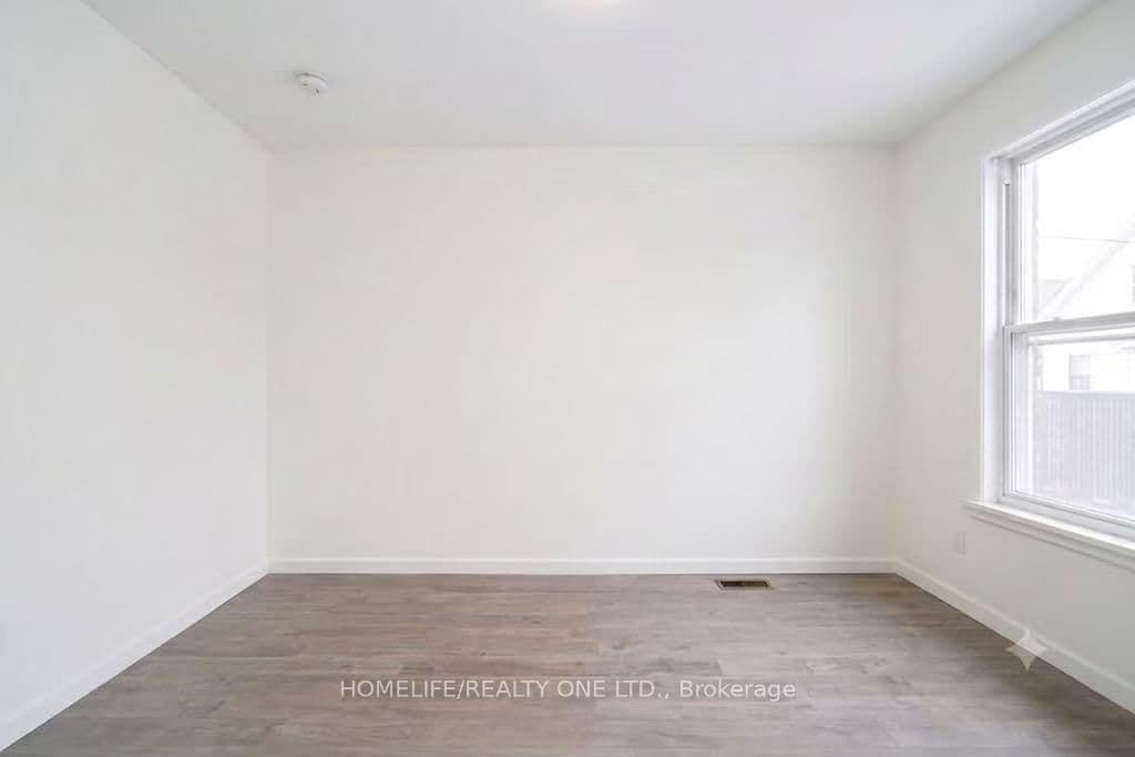 104 Benson Avenue thumbnail 17