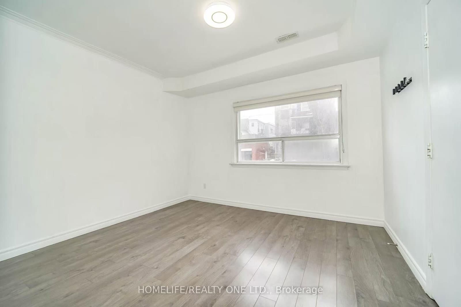 104 Benson Avenue thumbnail 5