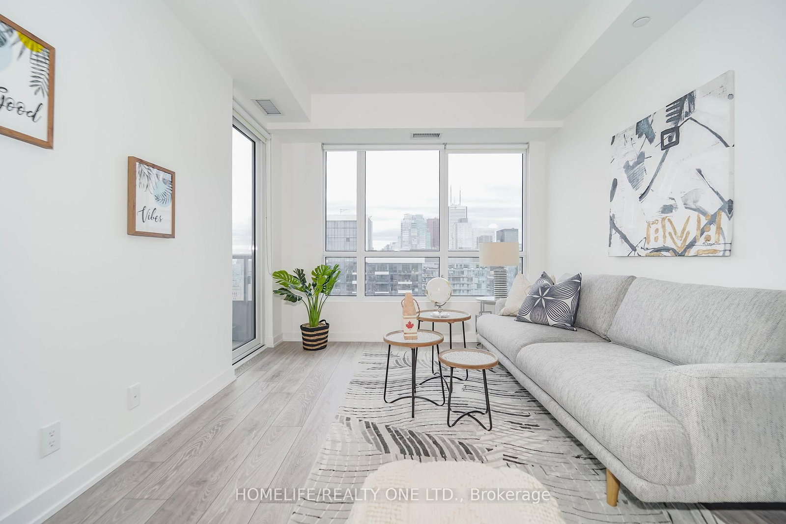 108 Peter Street, Unit 4803 thumbnail 23