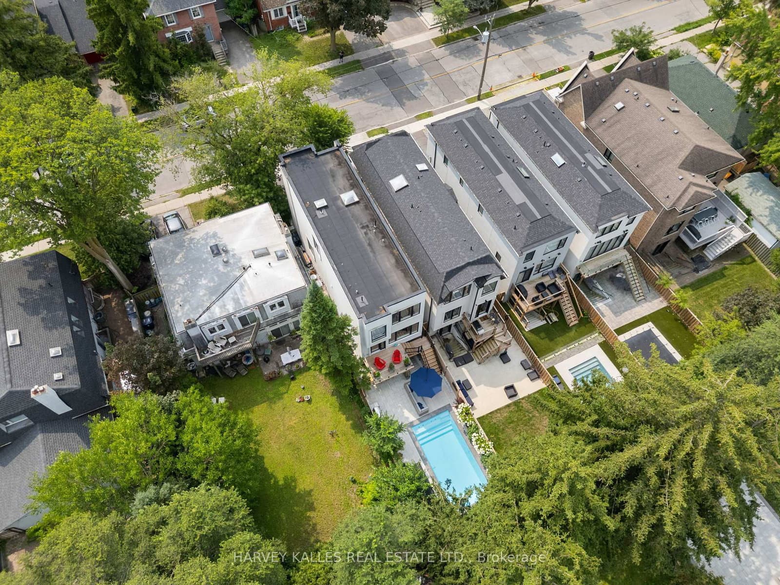 84 Florence Avenue thumbnail 42