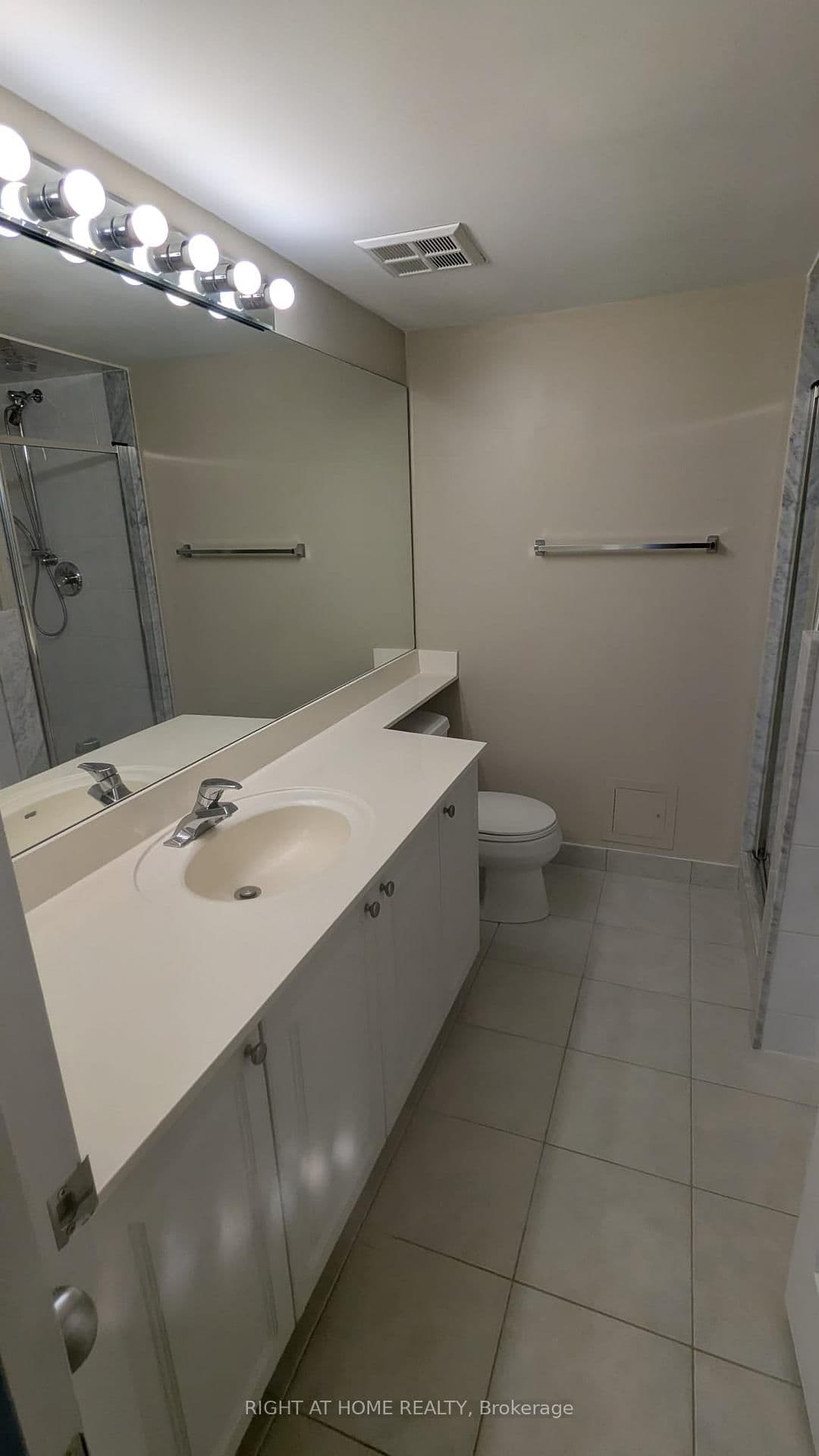 30 Harrison Garden Boulevard, Unit 503 thumbnail 11