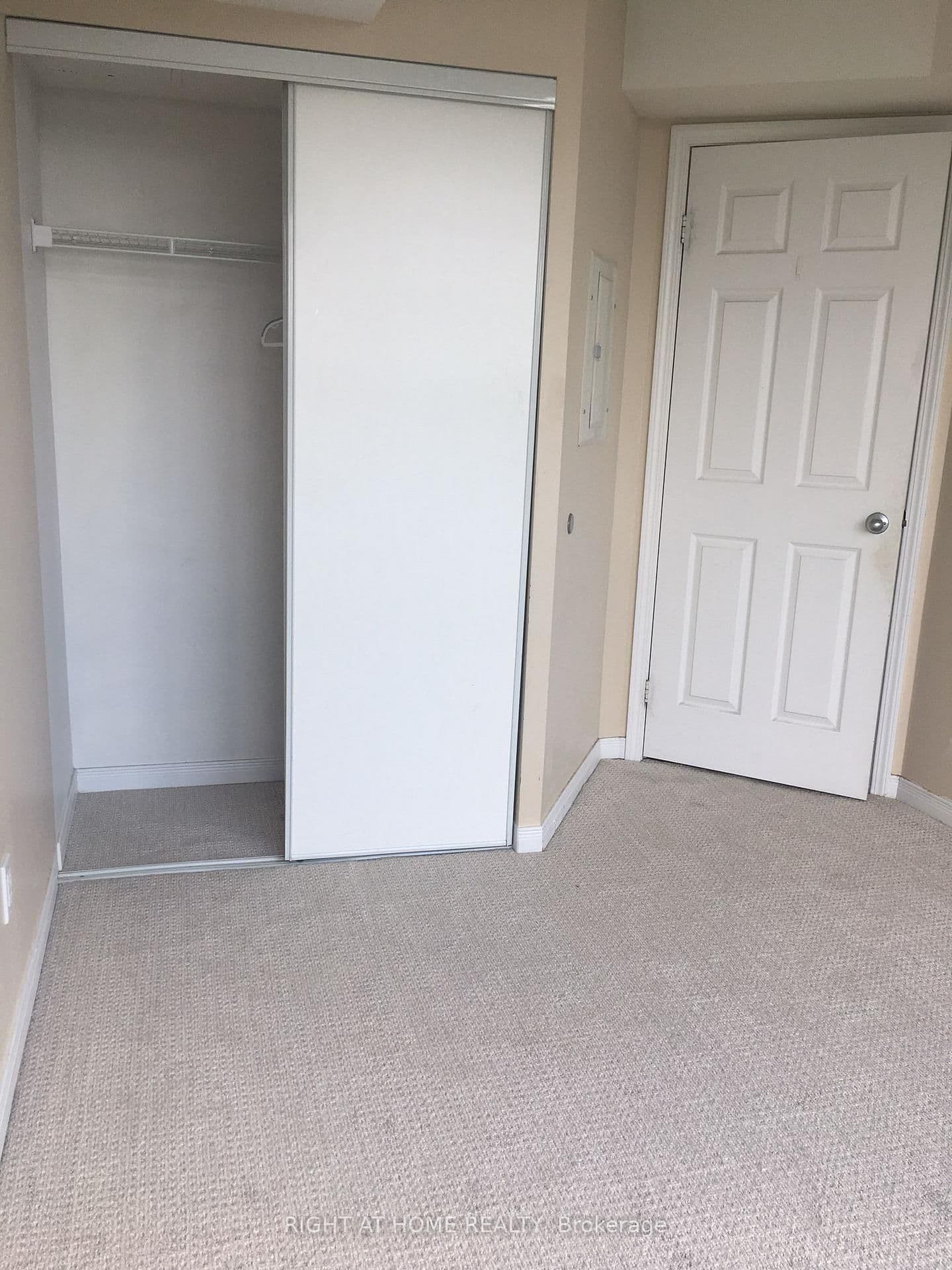 30 Harrison Garden Boulevard, Unit 503 thumbnail 15