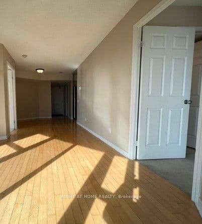 30 Harrison Garden Boulevard, Unit 503 thumbnail 4