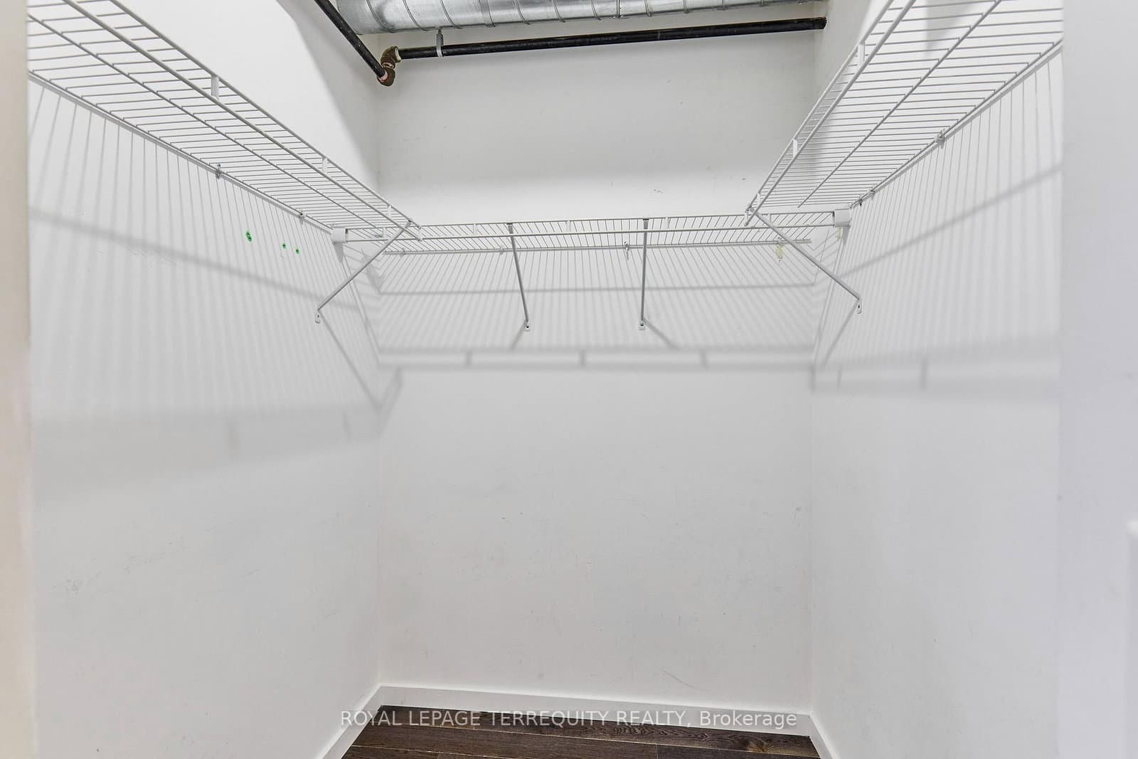 32 Trolley Crescent, Unit 702 thumbnail 14