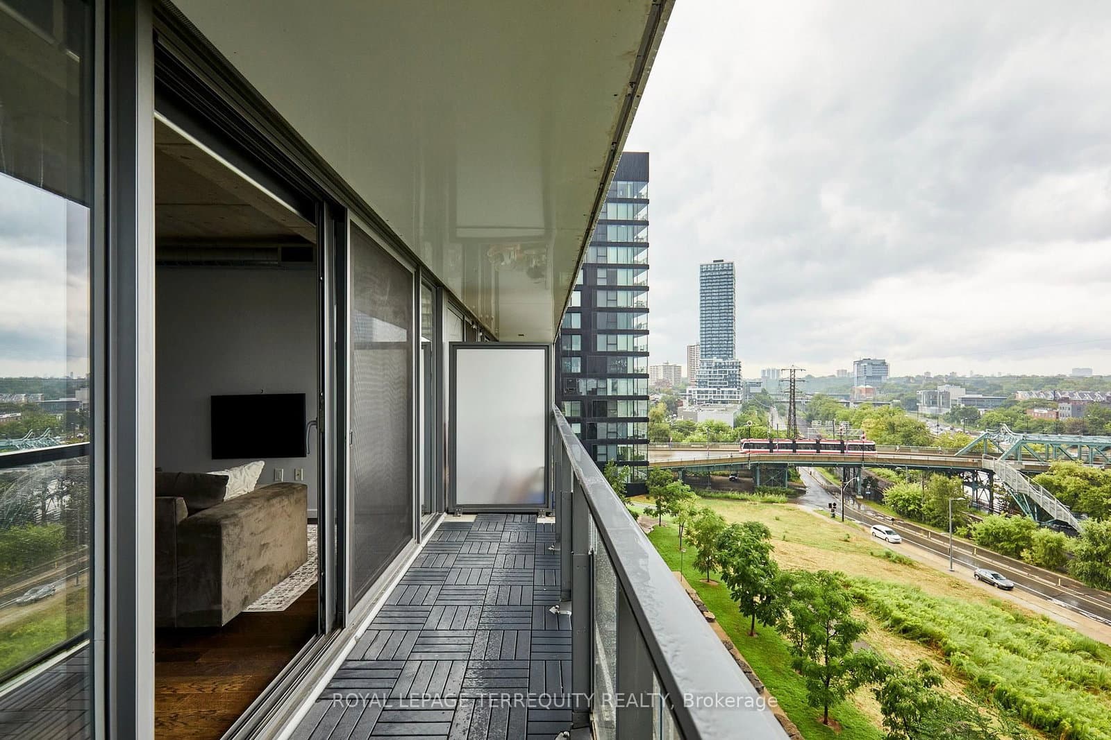 32 Trolley Crescent, Unit 702 thumbnail 21